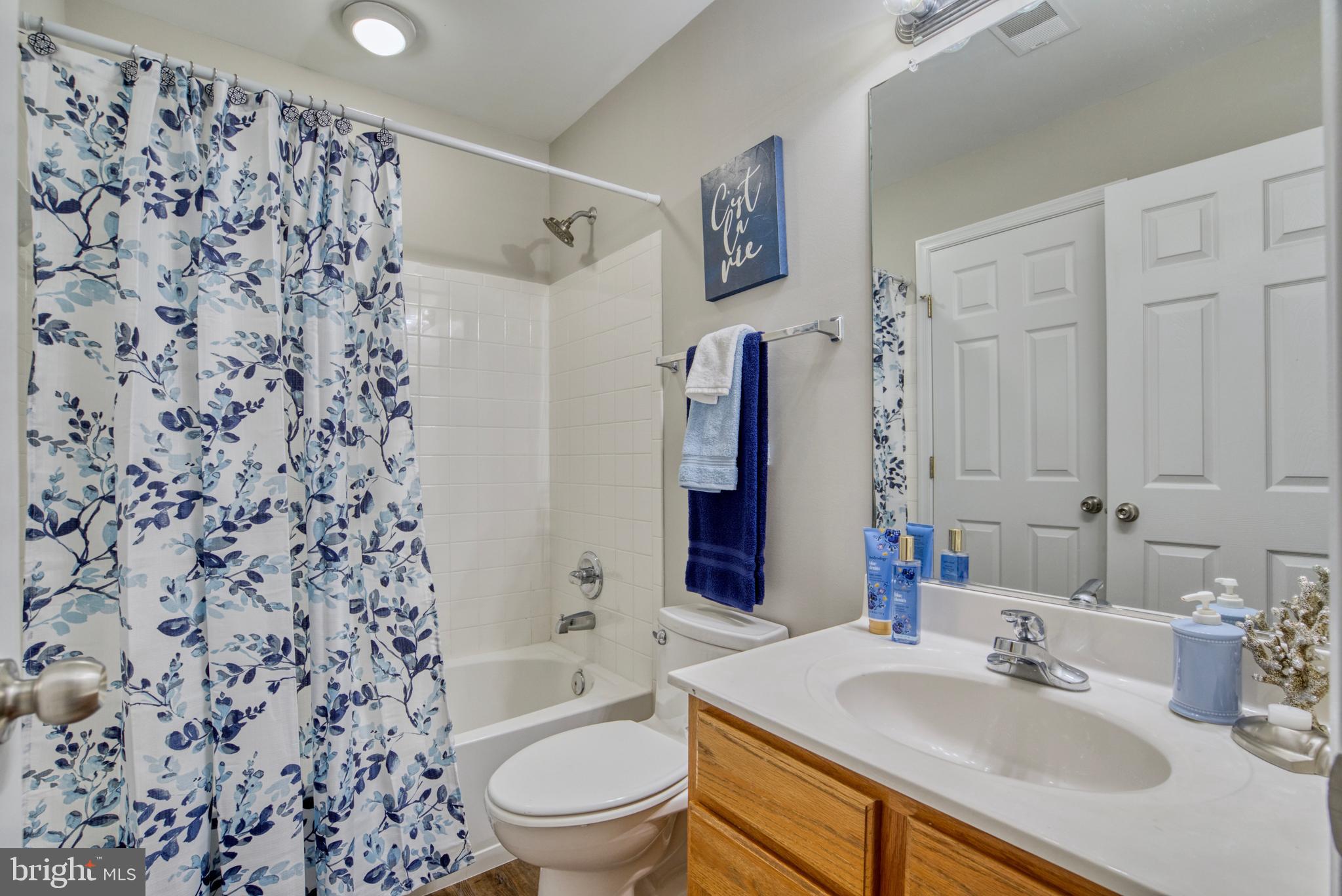 SARATOGA HUNT - Residential