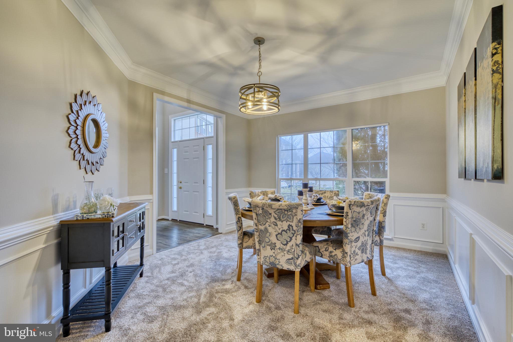 SARATOGA HUNT - Residential