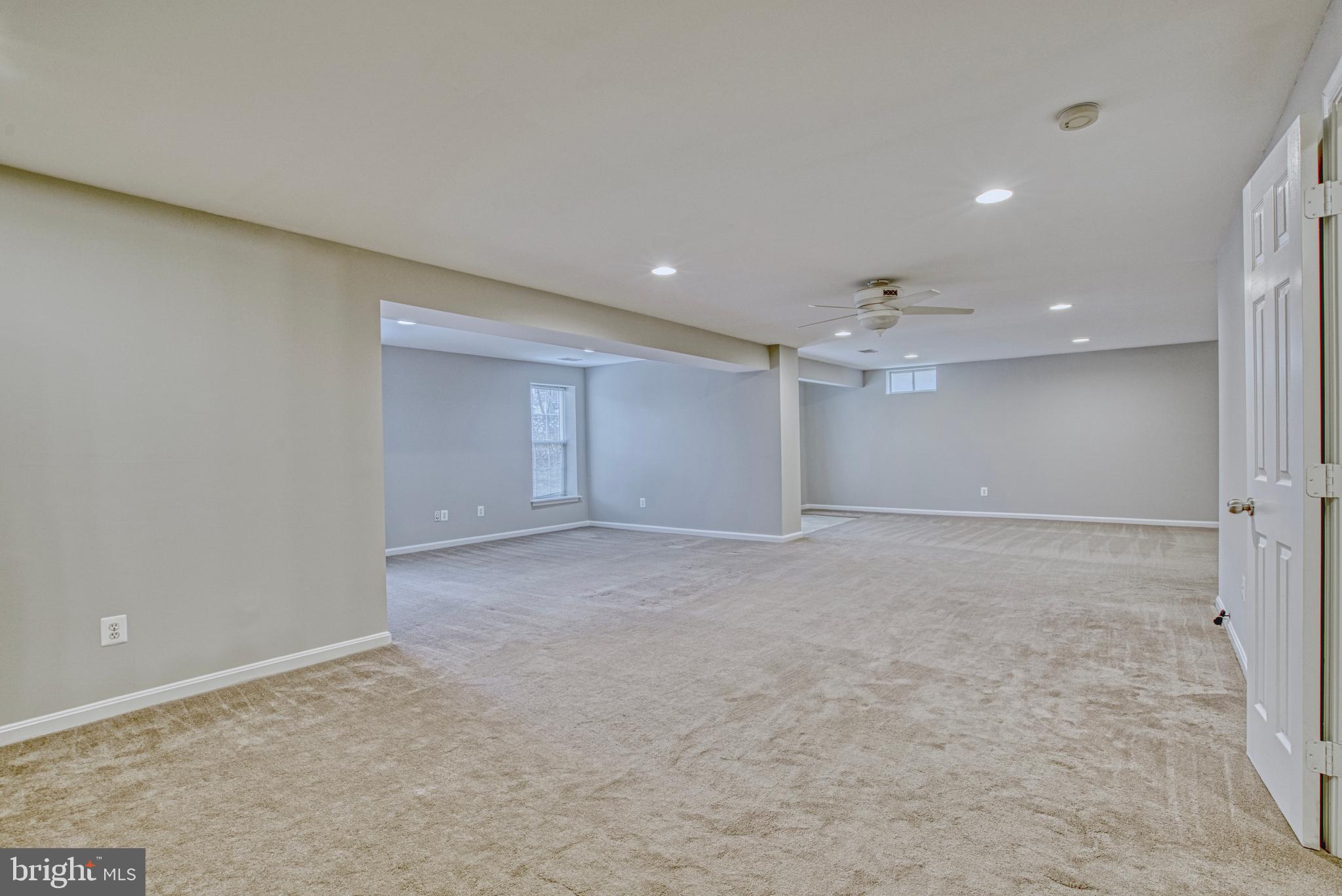 SARATOGA HUNT - Residential