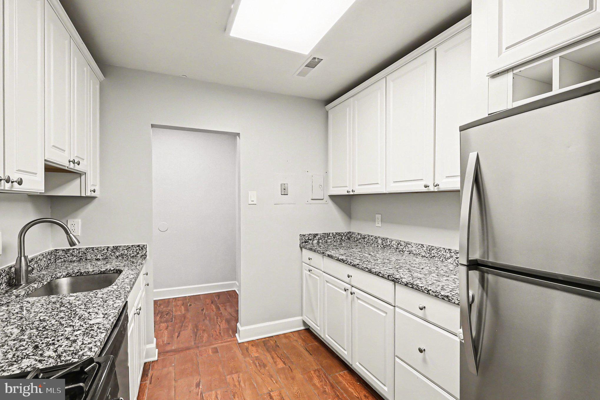 THOMAS CHOICE GARDENS - Residential