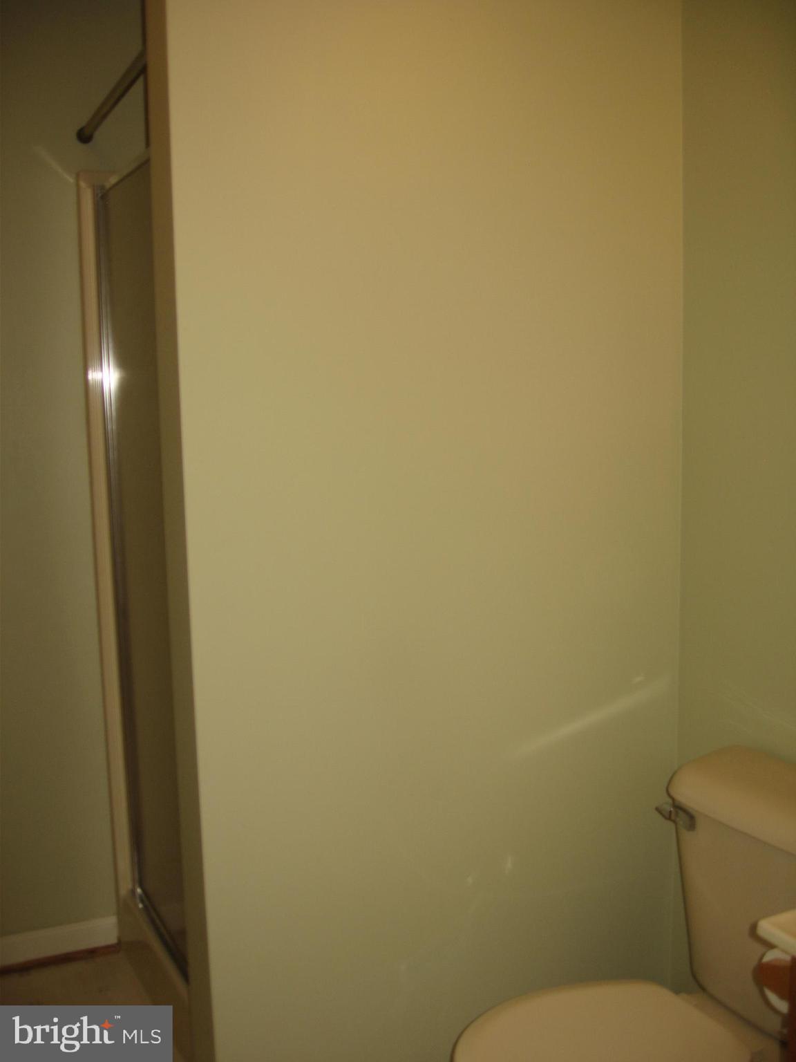 BRIAR RUN - Residential Lease