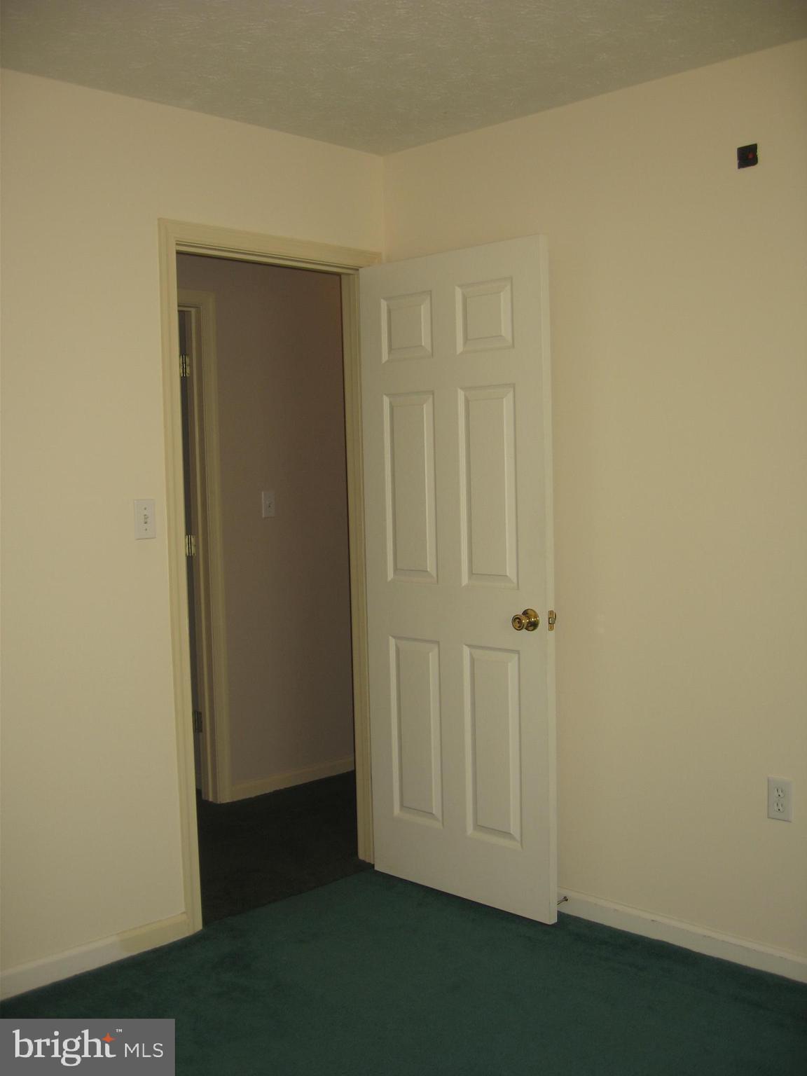 BRIAR RUN - Residential Lease