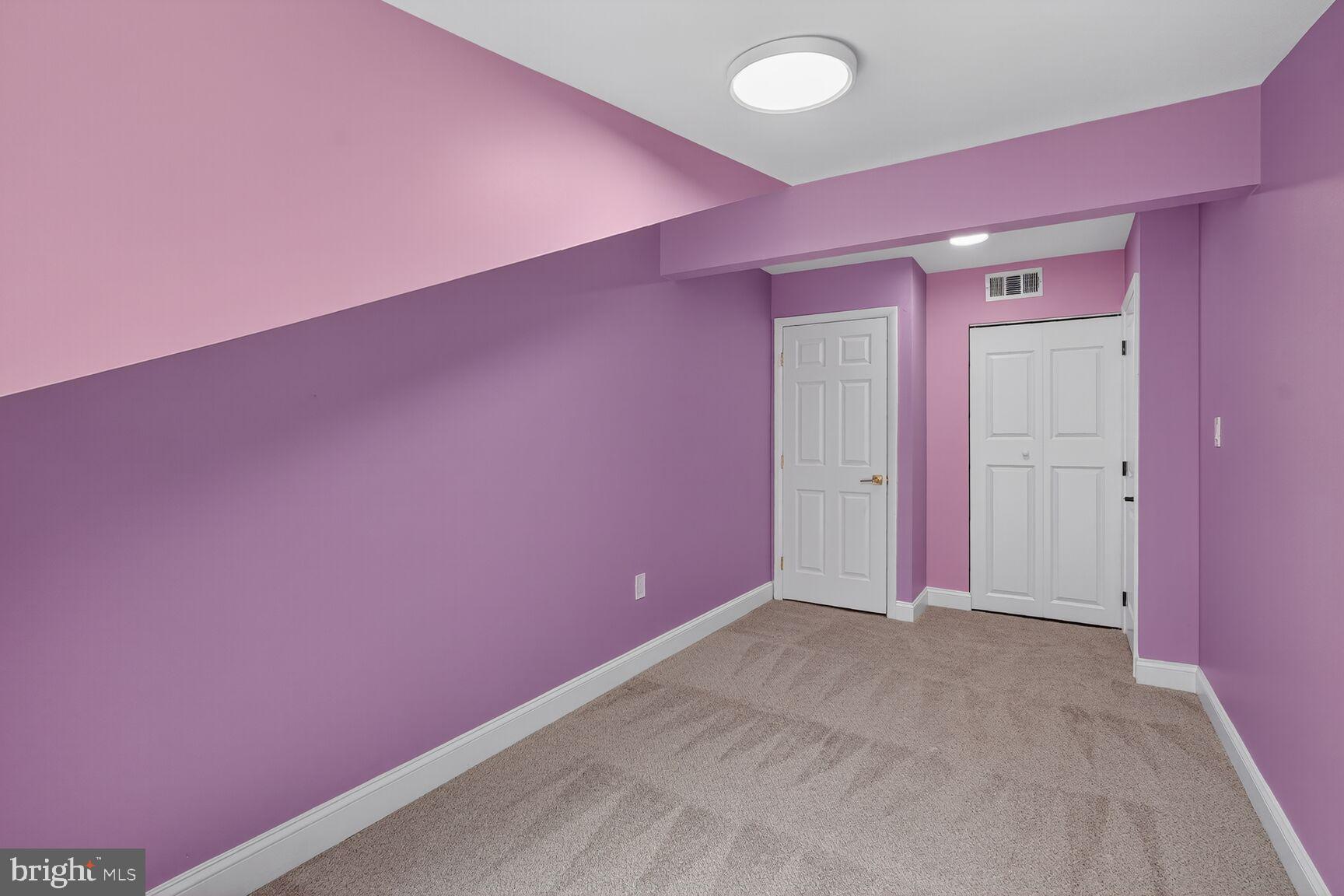 MONTGOMERY VILLAGE - Residential