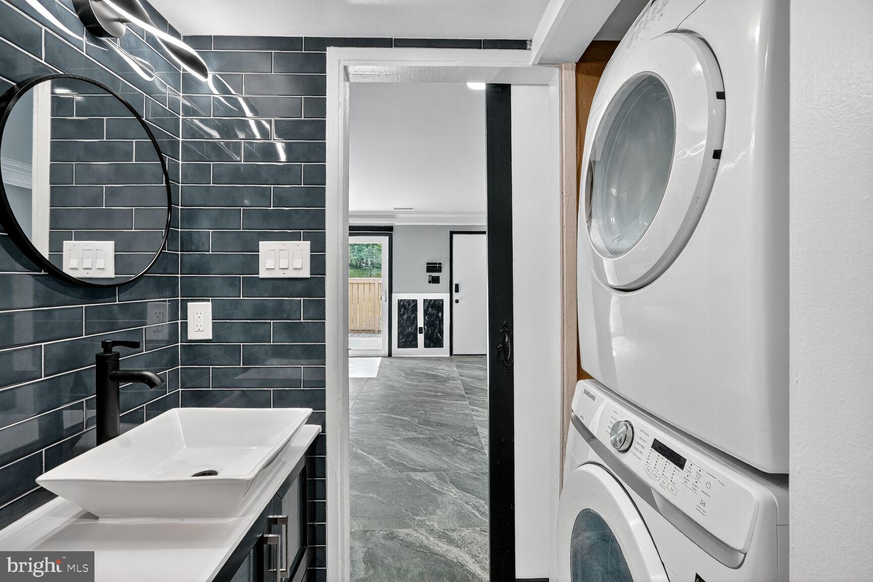 MONTGOMERY VILLAGE - Residential