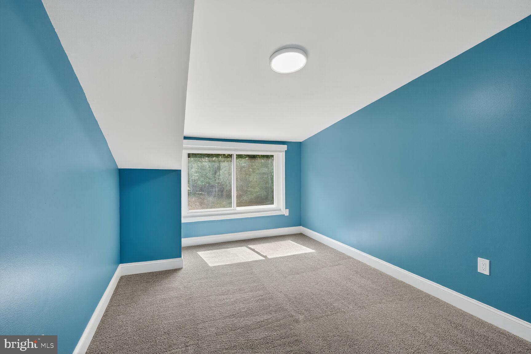 MONTGOMERY VILLAGE - Residential