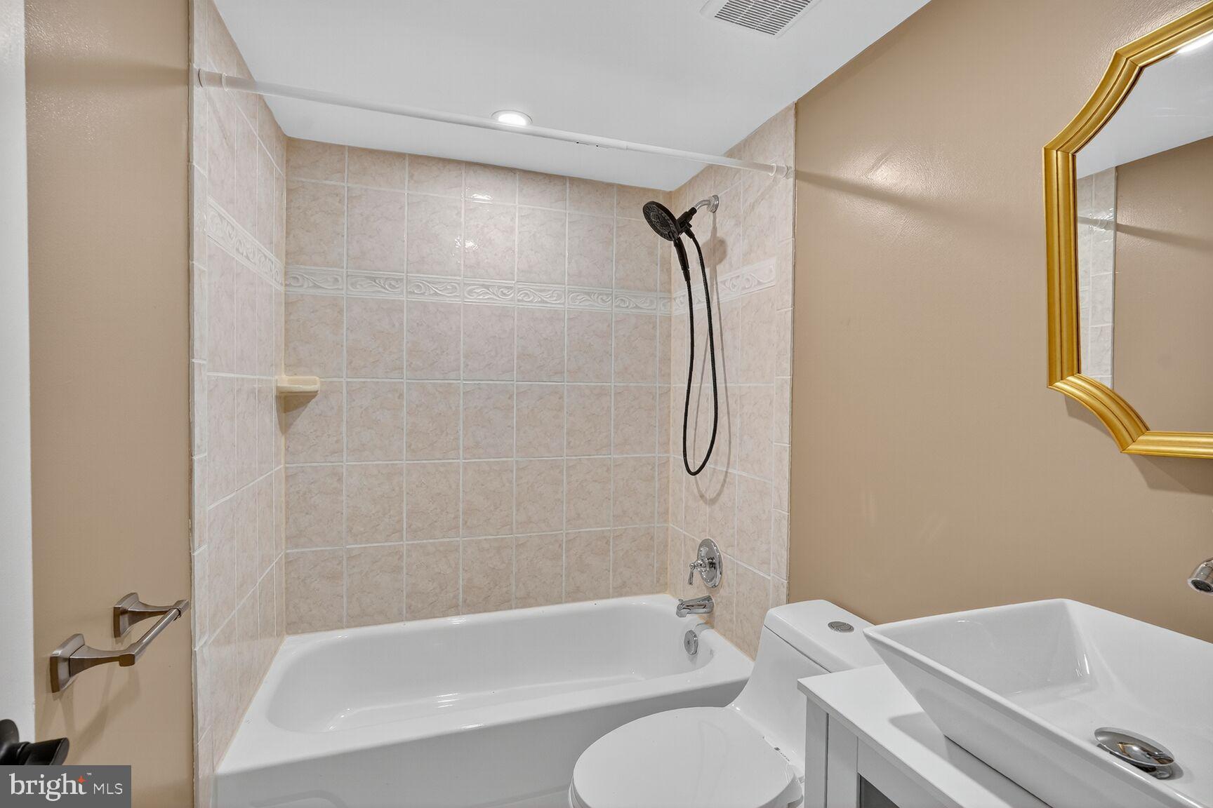 MONTGOMERY VILLAGE - Residential