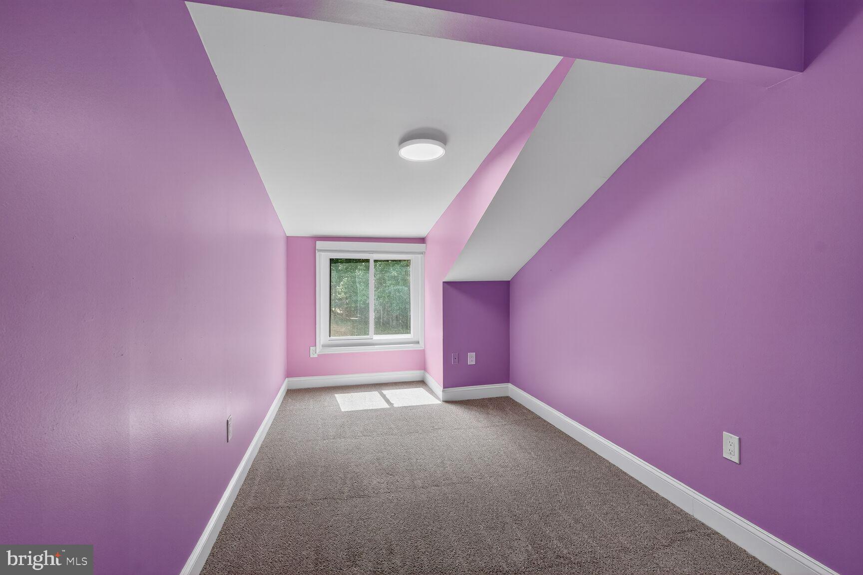 MONTGOMERY VILLAGE - Residential