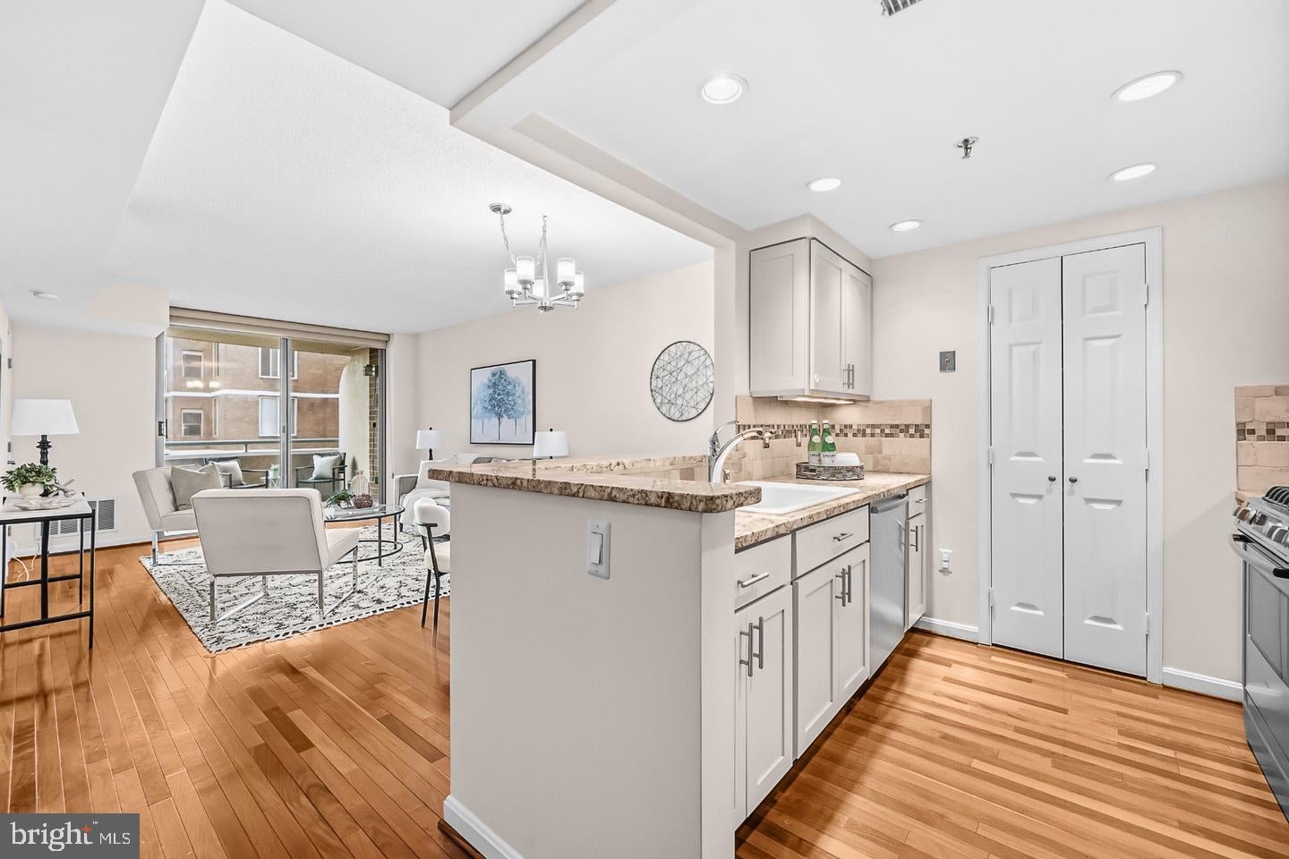 4808 MOORLAND LANE 607