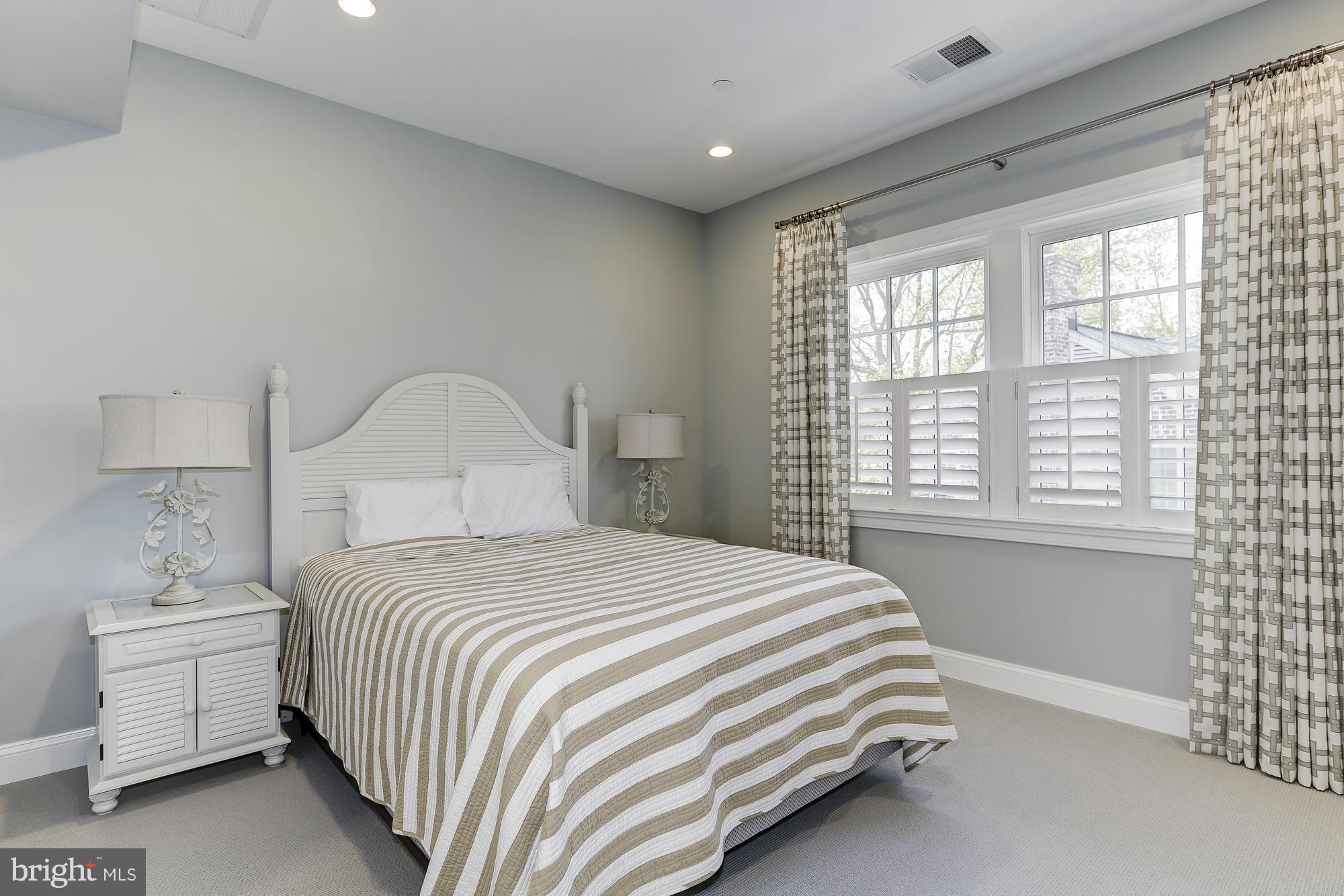 BRADLEY VILLAGE - Residential