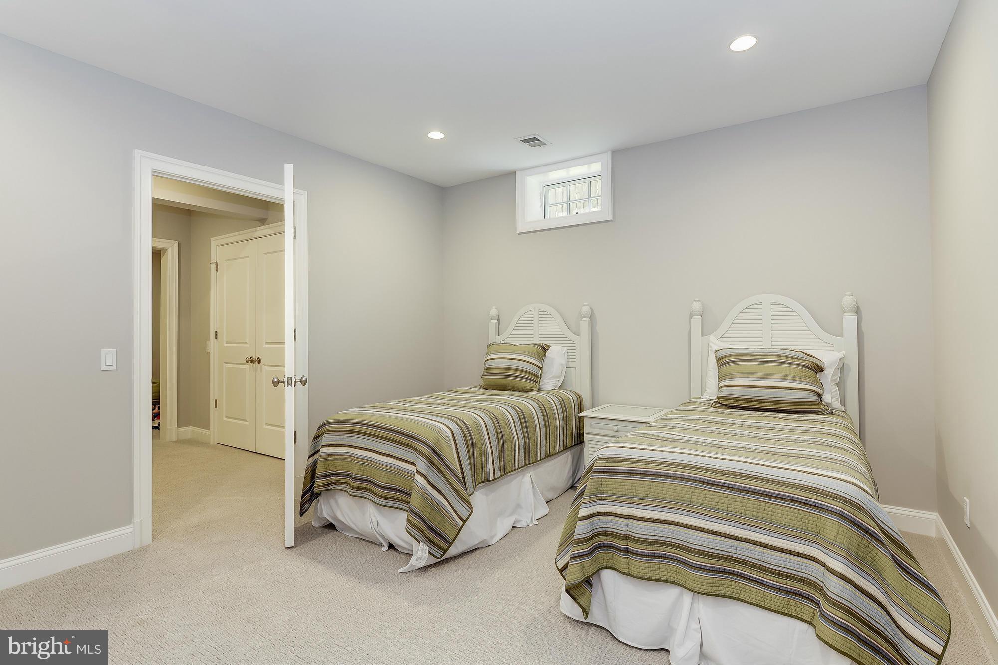 BRADLEY VILLAGE - Residential