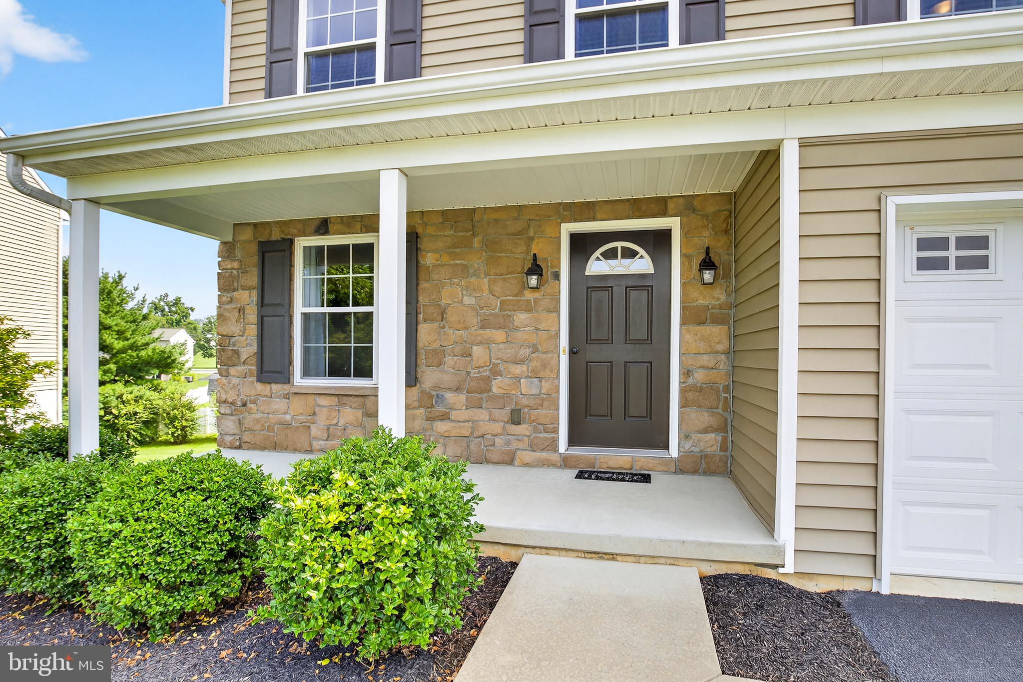122 LAKESIDE CROSSING
