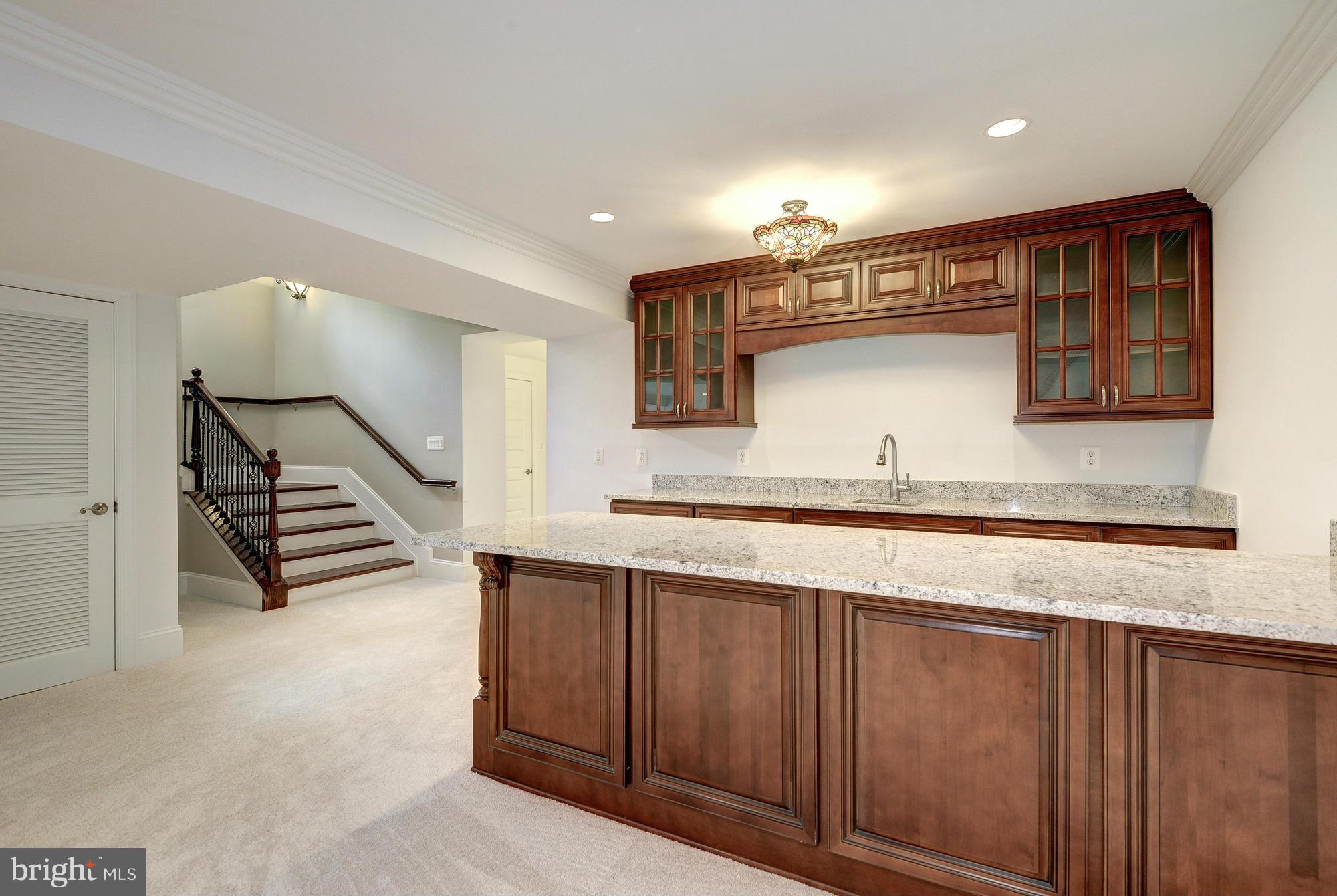 WOODSIDE ESTATES - Residential