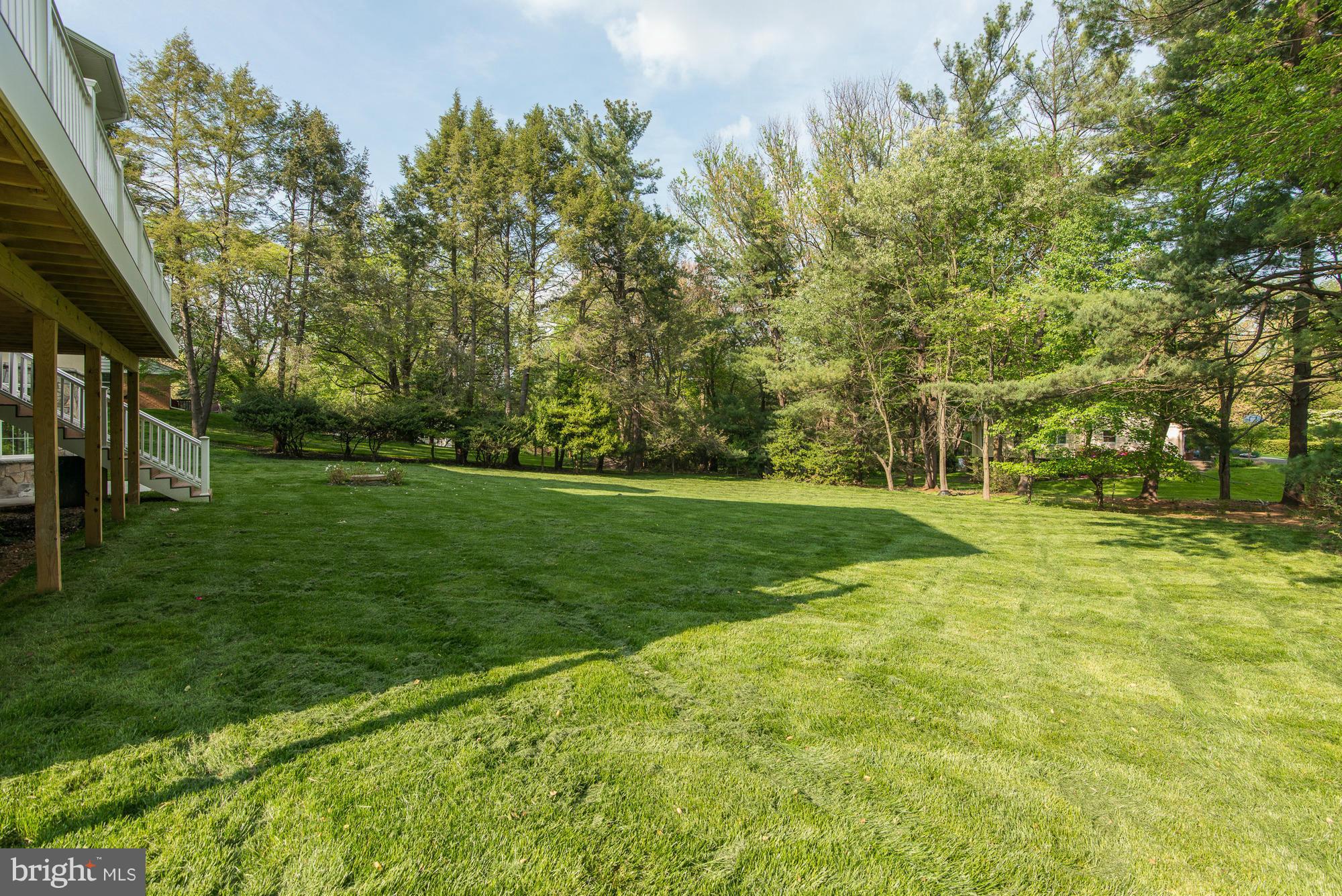 WOODSIDE ESTATES - Residential