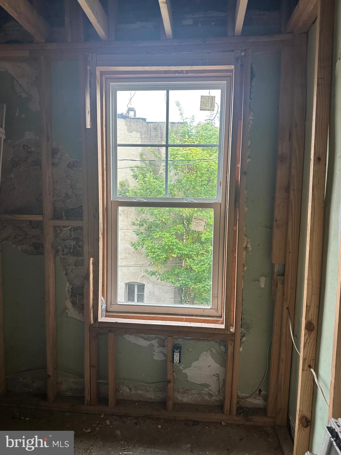 SANDTOWN-WINCHESTER - Residential