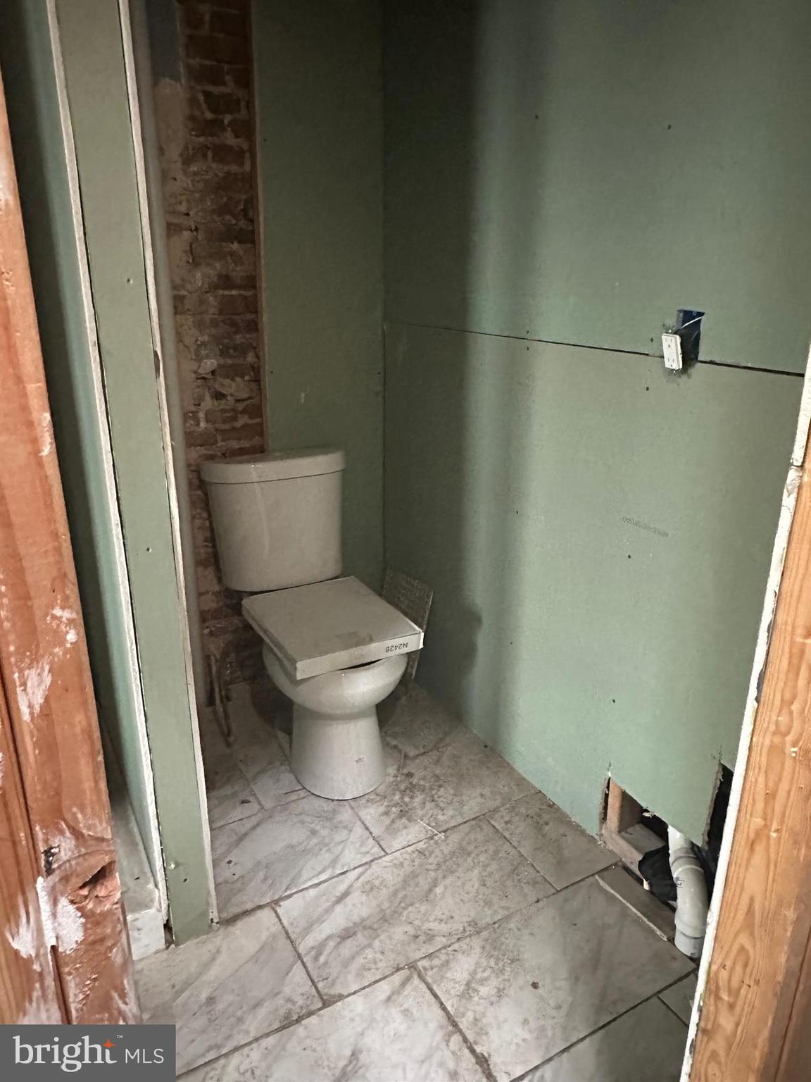 SANDTOWN-WINCHESTER - Residential