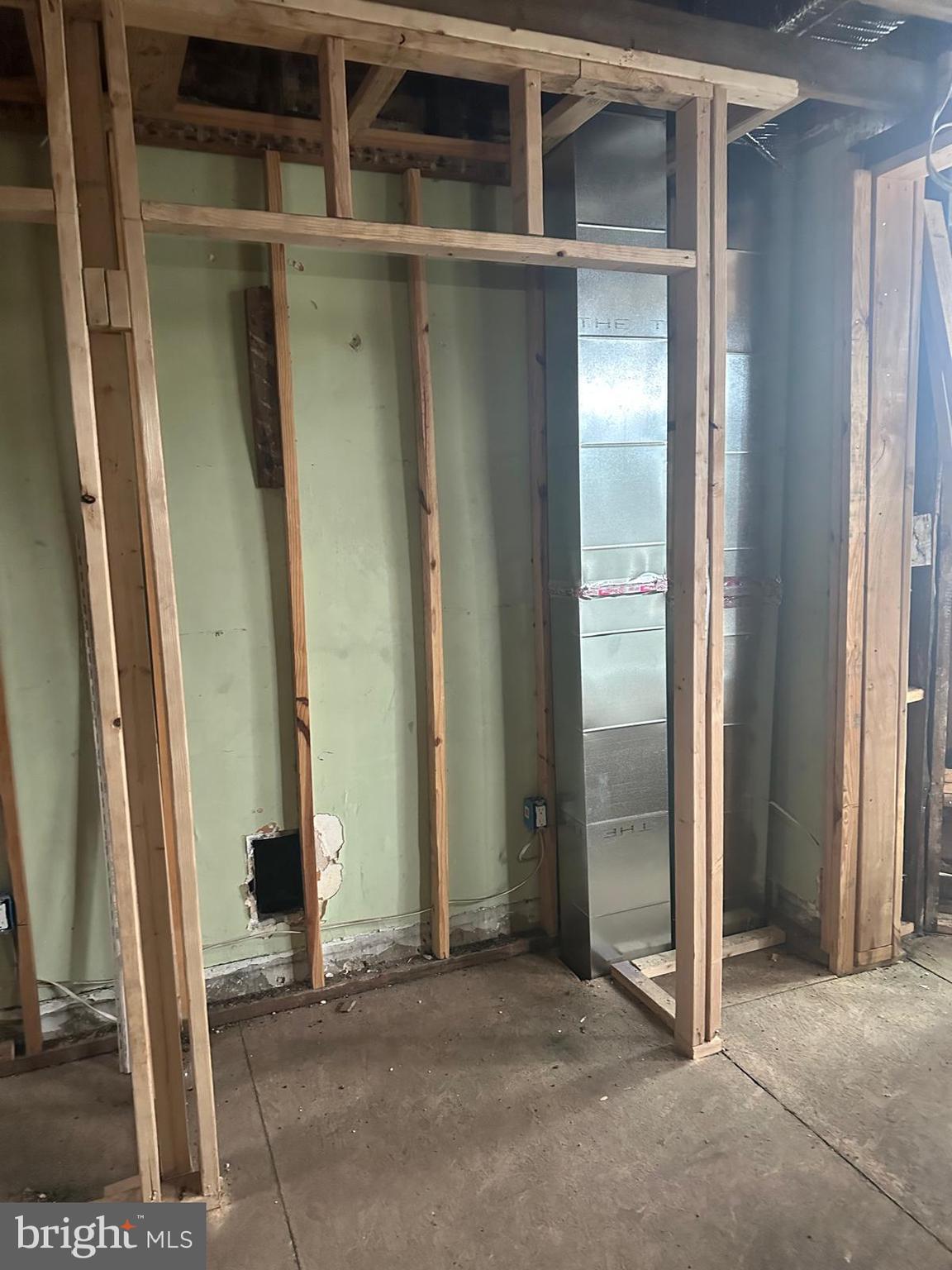 SANDTOWN-WINCHESTER - Residential