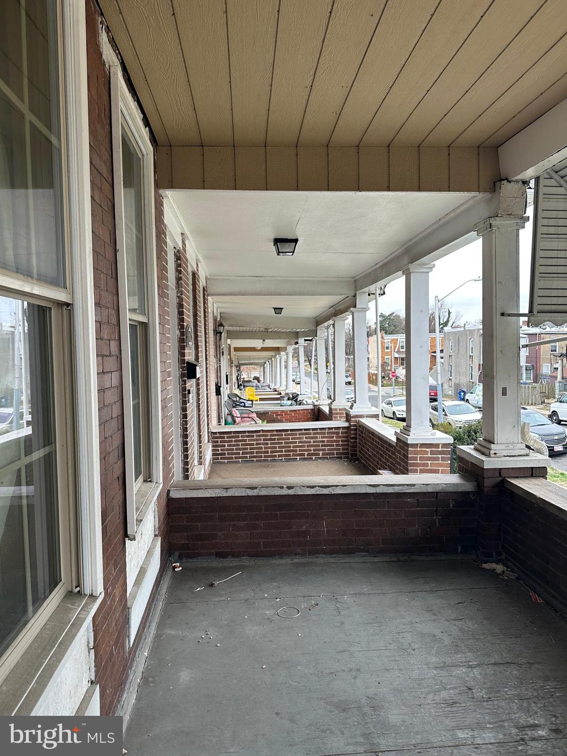 SANDTOWN-WINCHESTER - Residential