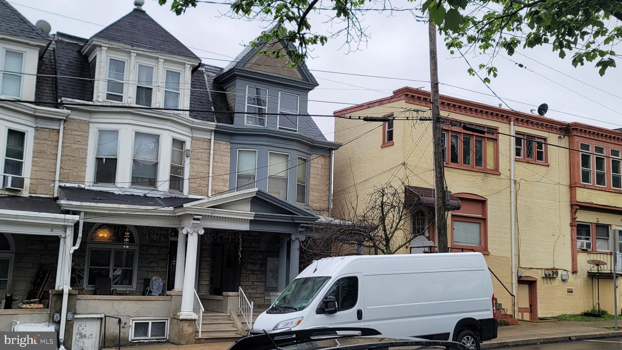 324 SPRING STREET 3