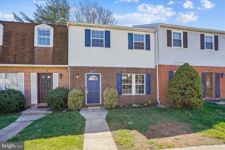 Newly renovated Top To Bottom!  One of the largest models in this community, and with OFF STREET PARKING along with plenty of additional street parking.  HVAC new in 2023! This kitchen is SOOOO spacious!  BRAND NEW CABINETS with soft-close hinges.  ALL NEW HIGH-EFFICIENCE STAINLESS STEEL APPLIANCES, loads of granite-topped counter space and an attractive herringbone-detail tile backsplash.  Plenty of work space AND eating space with a breakfast bar and large dining area.  The kitchen opens to the sizable gathering room highlighted by the ambiance of the wood-burning fireplace and access to the back patio and fully-fenced back yard. Low-maintenance LVP throughout the main level, fresh carpet on the upper level along with three bedrooms and two full baths.  The primary suite features an attached full bath with walk-in shower, attractive Carerra-marble-style tile and a handsome new vanity and fixtures.  The Hall bath was also updated with fresh tile, vanity and fixtures.  Location is so convenient to Rt 1 and I-95, Quanitco, Ft. Belvoir, commuter lots and VRE stations. Neighborhood features common areas with sidewalks and open wooded areas, tot lots, and plenty of unassigned parking as well. Special financing is available through Project My Home to save you money on closing costs. Home is currently enrolled in a premium home warranty with the option to transfer to buyer at closing.