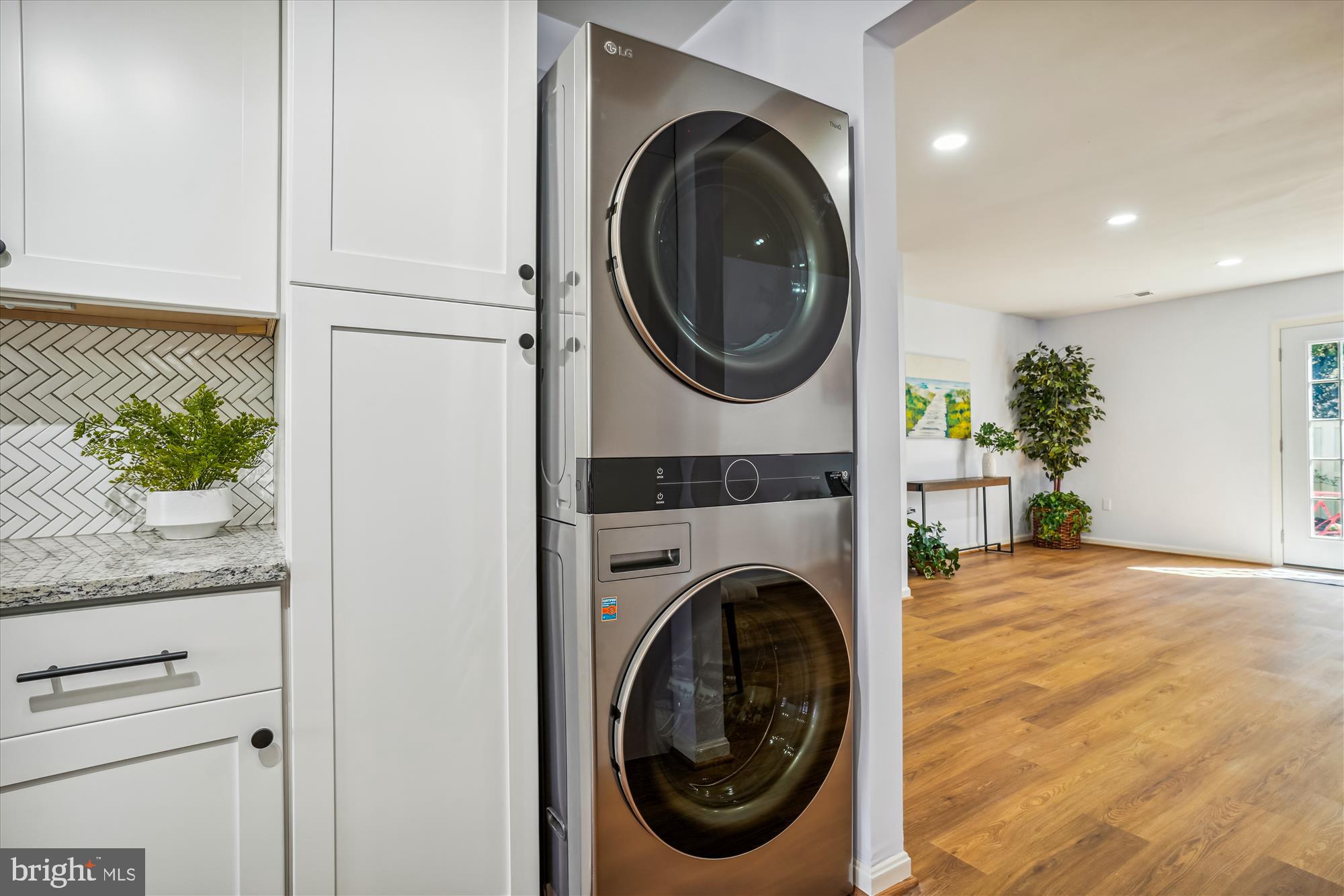 PORT O DUMFRIES - Residential