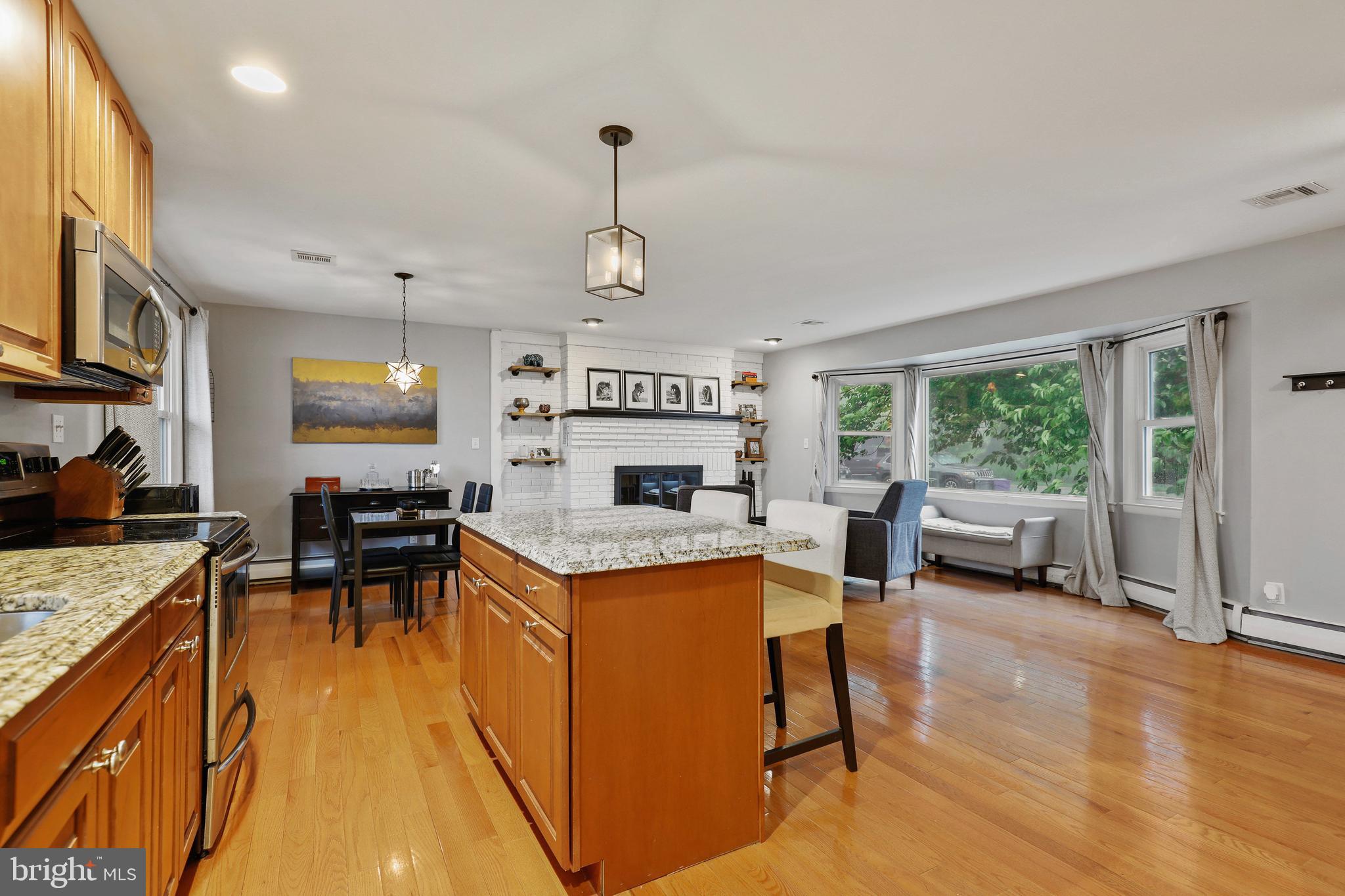 CAMPUS HILLS - Residential