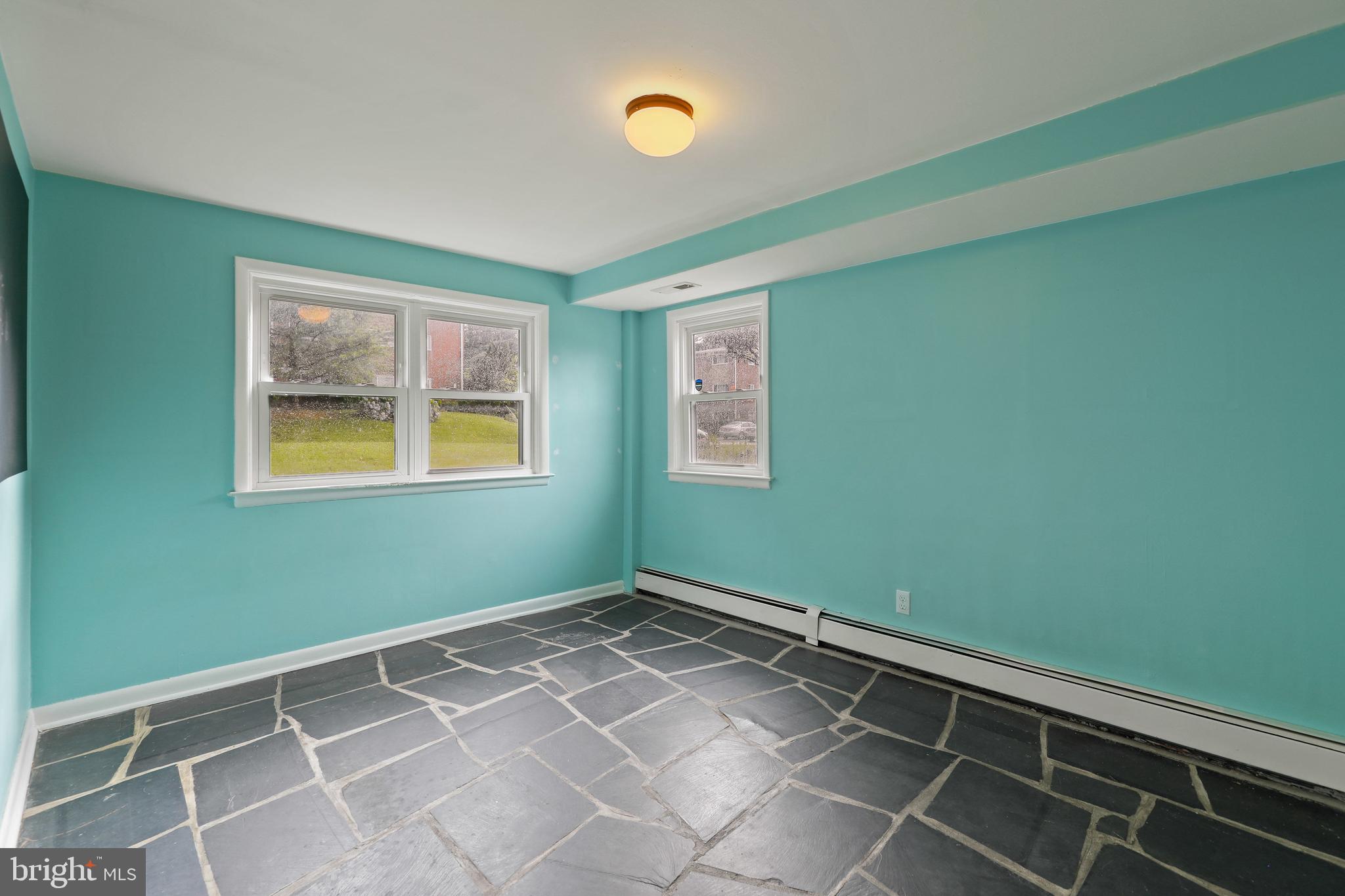 CAMPUS HILLS - Residential