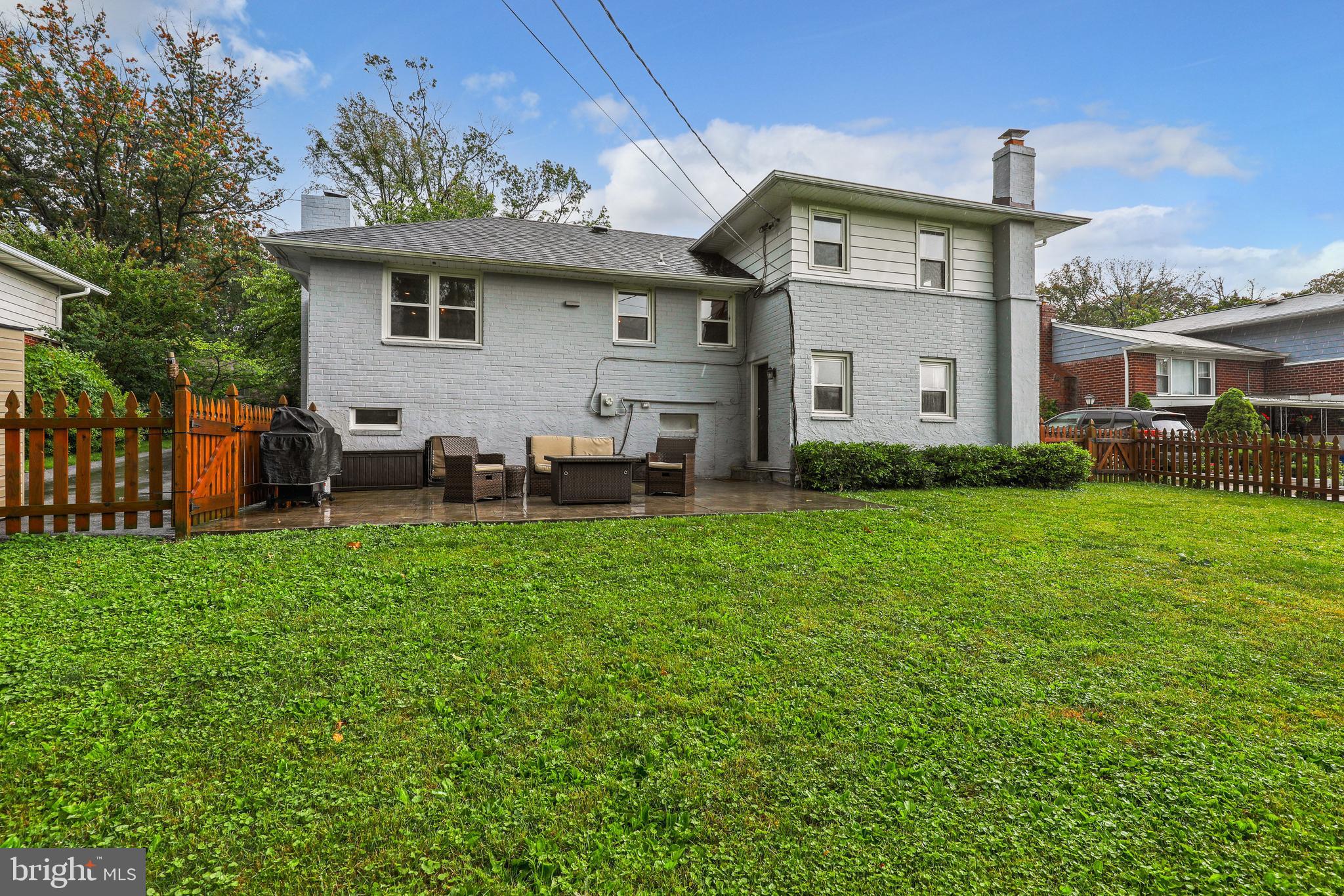 CAMPUS HILLS - Residential