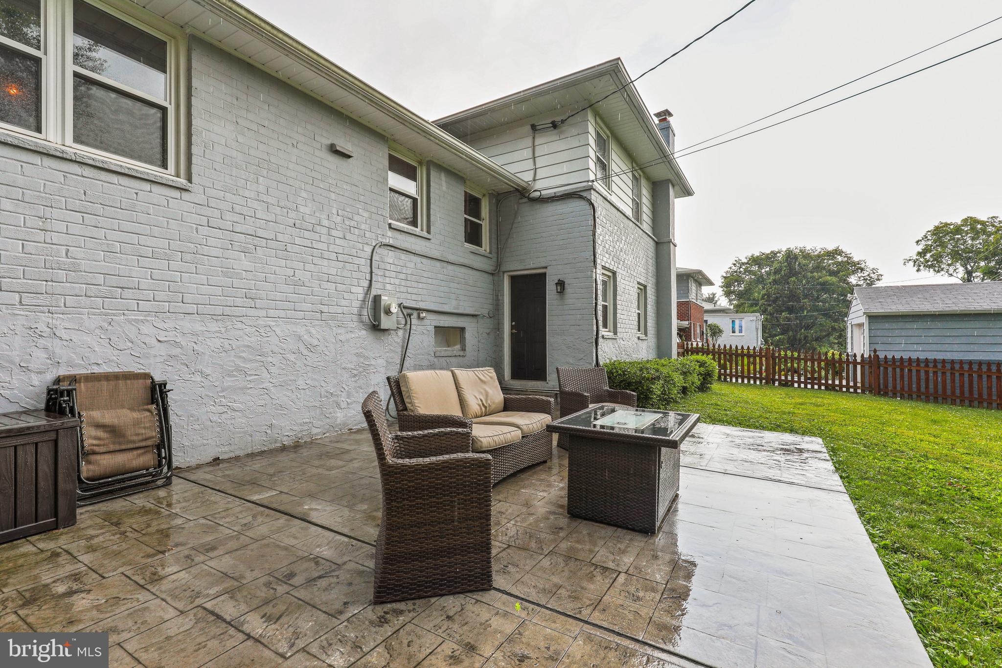 CAMPUS HILLS - Residential