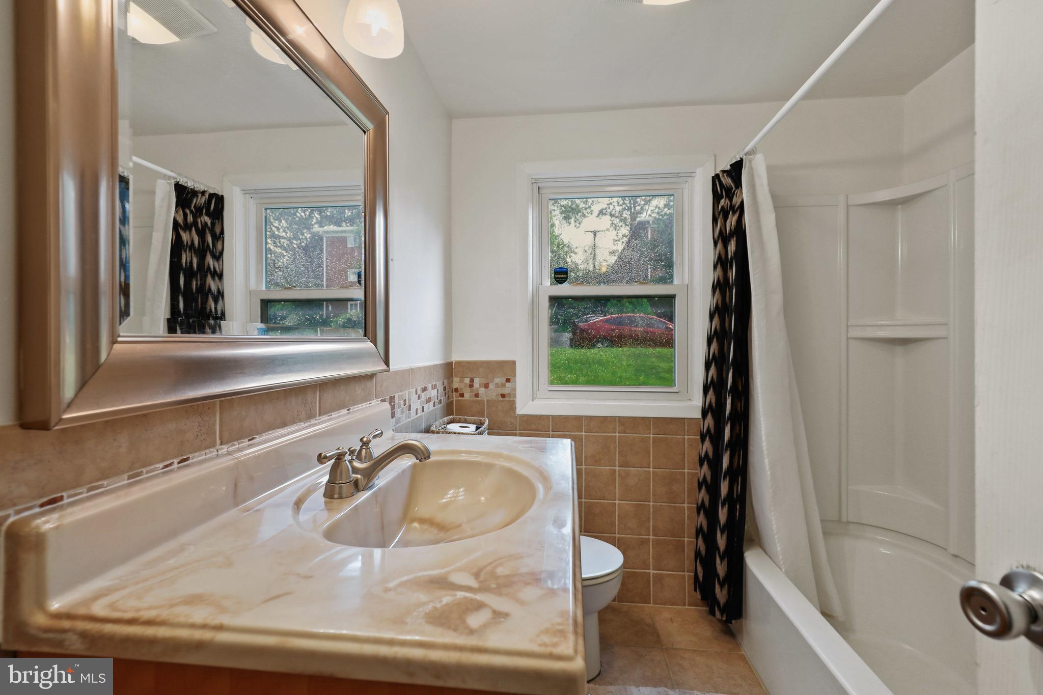 CAMPUS HILLS - Residential