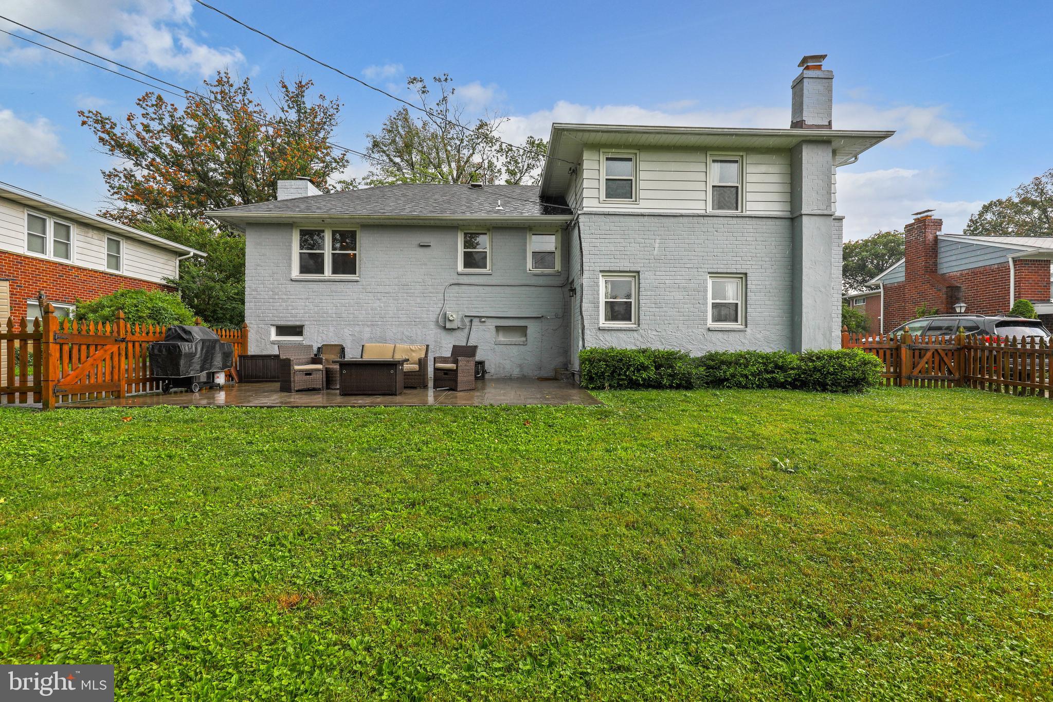 CAMPUS HILLS - Residential