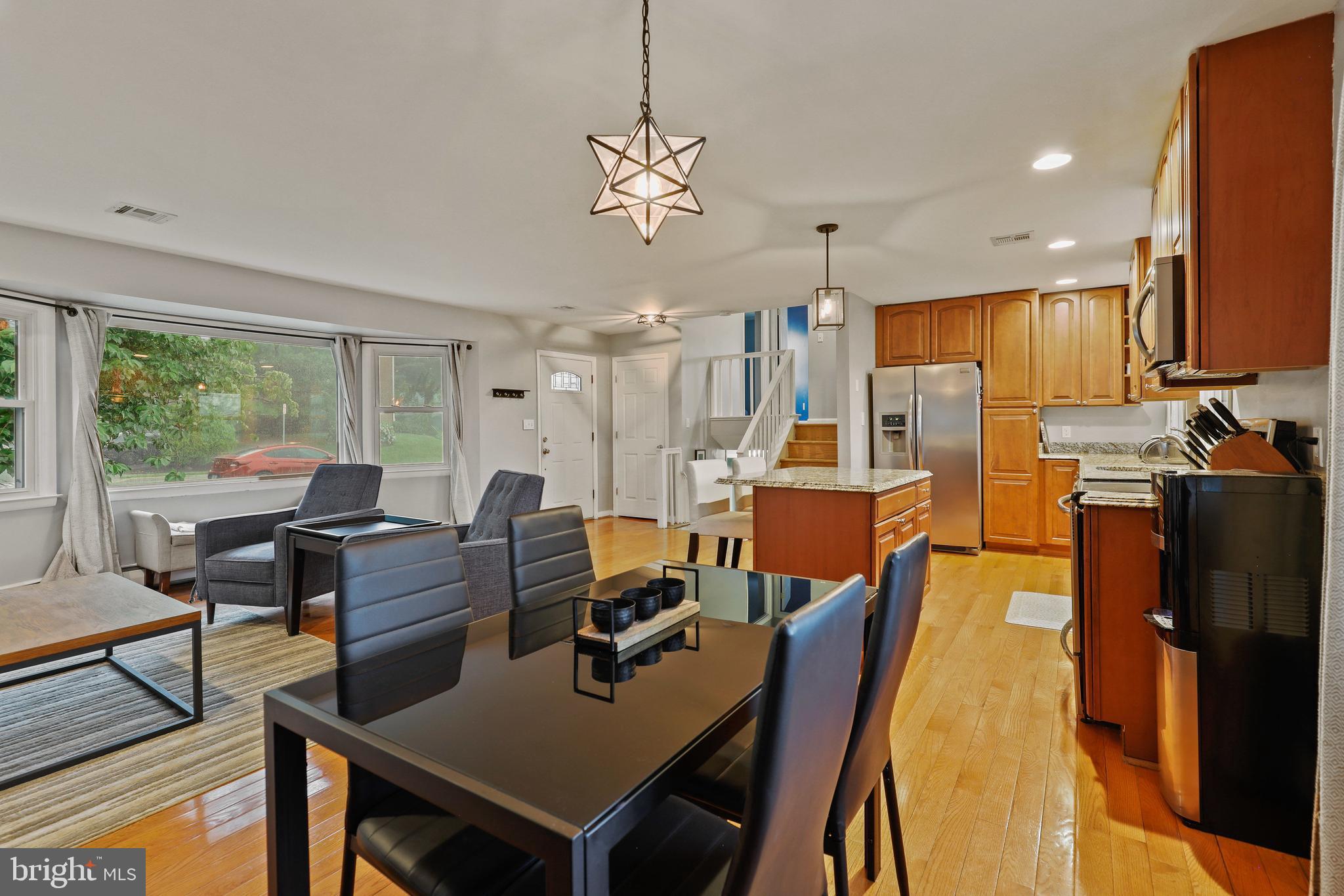 CAMPUS HILLS - Residential