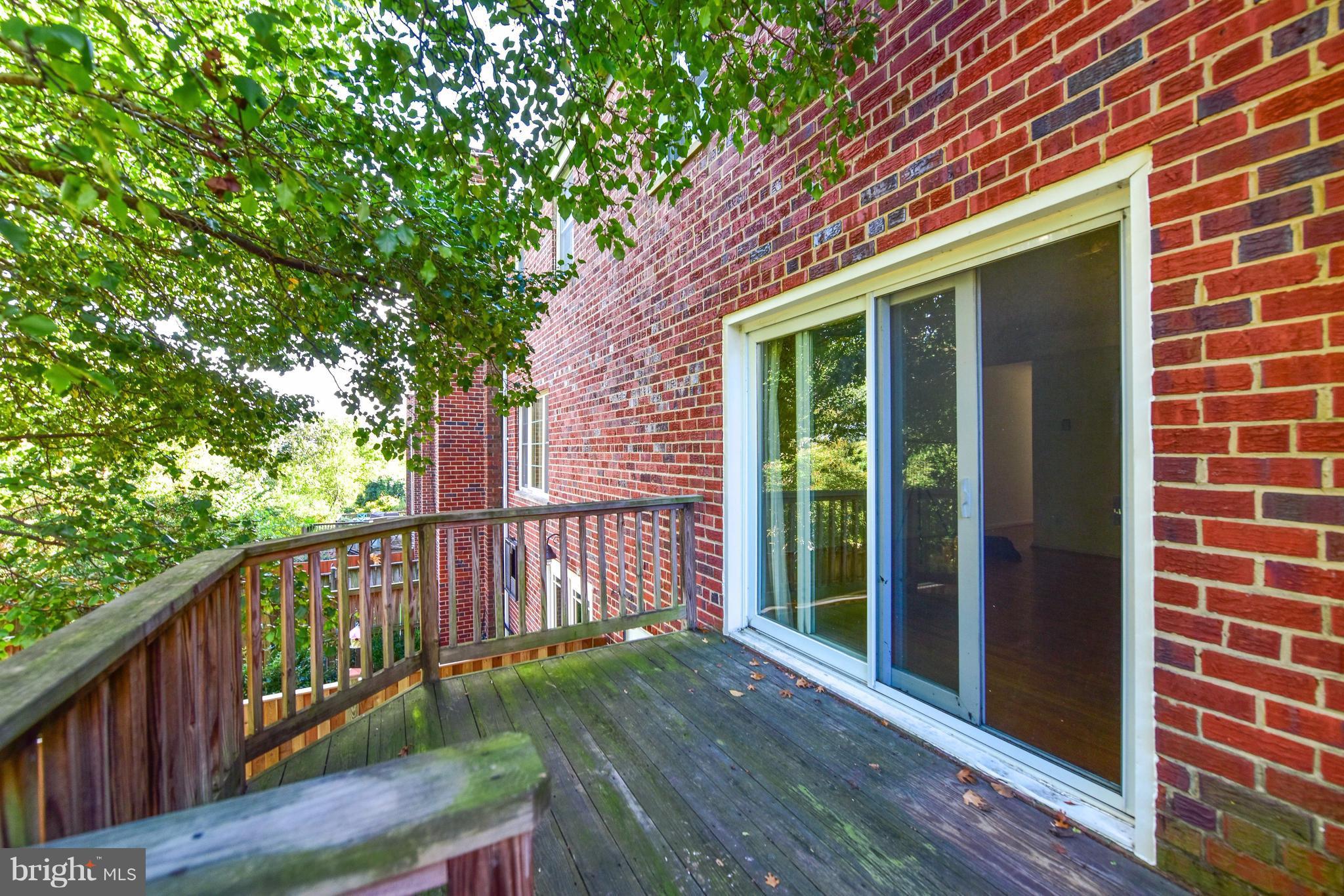 WARWICK VILLAGE - Residential