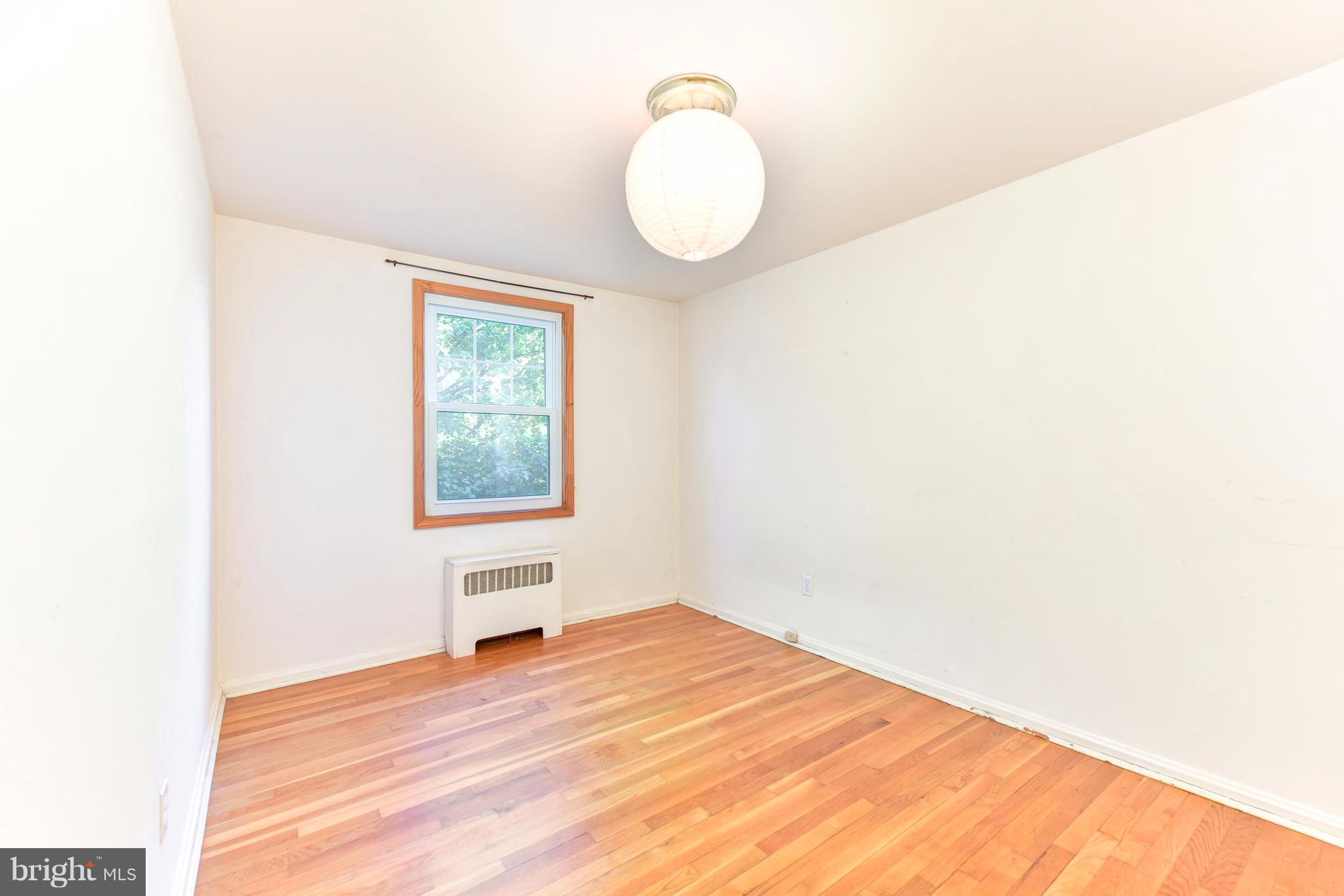 WARWICK VILLAGE - Residential