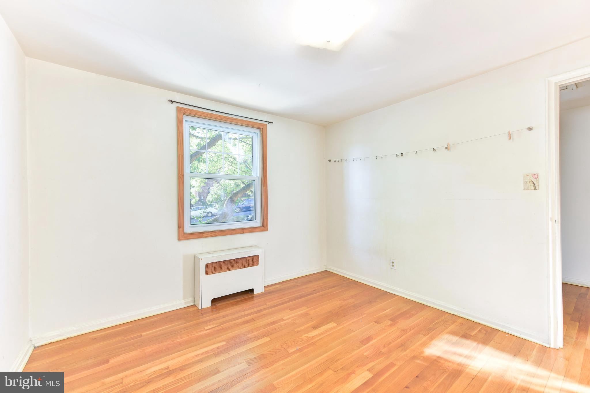 WARWICK VILLAGE - Residential