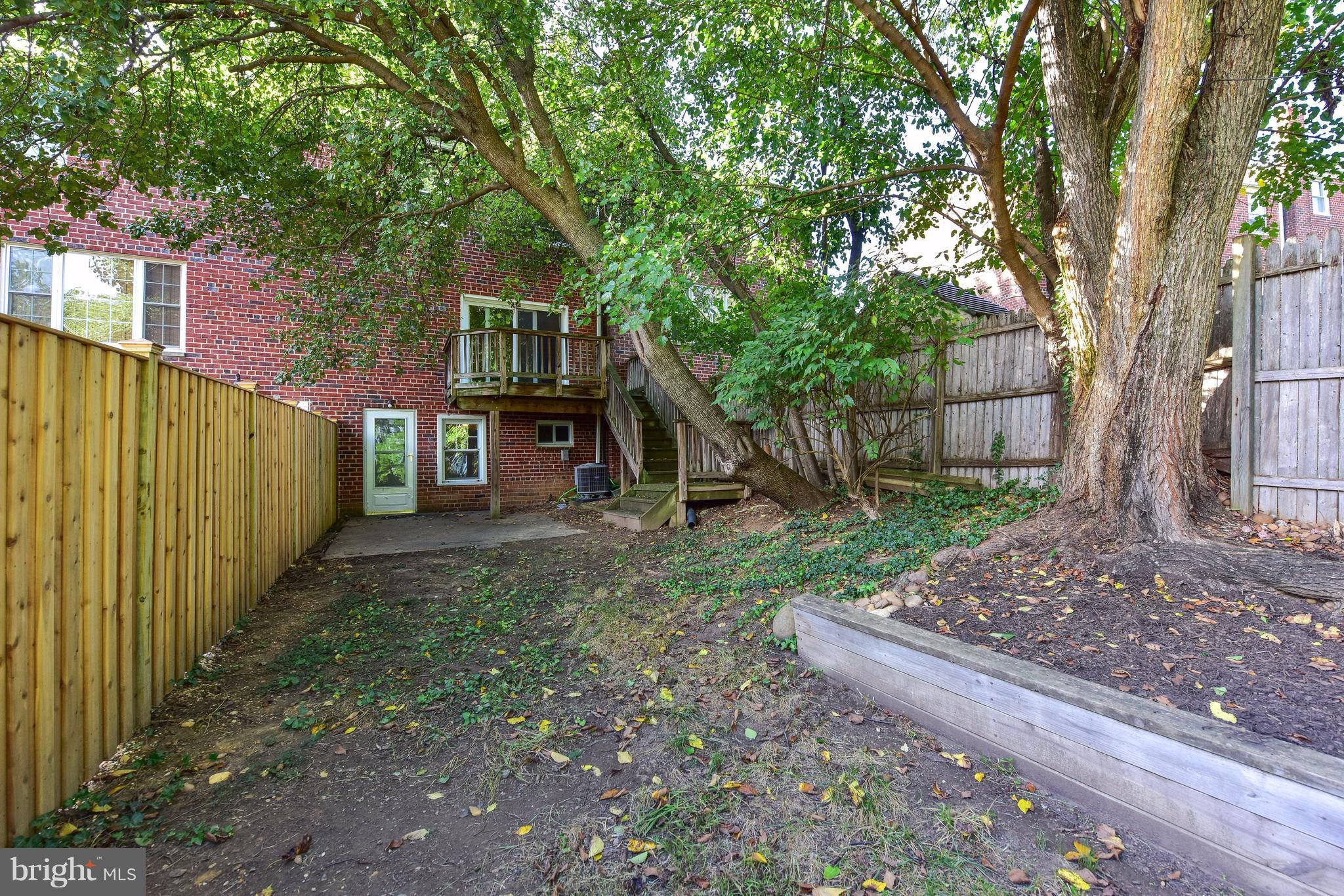 WARWICK VILLAGE - Residential