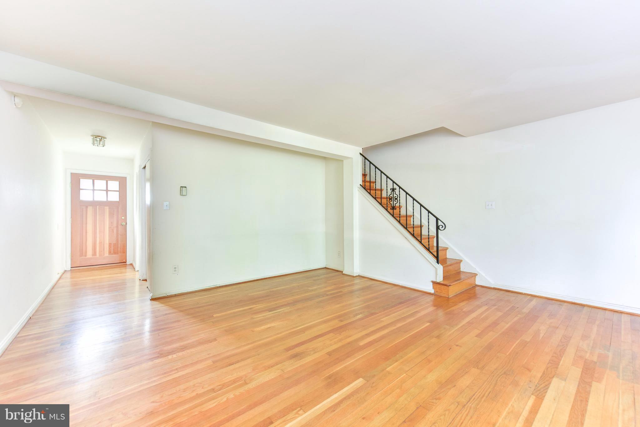 WARWICK VILLAGE - Residential