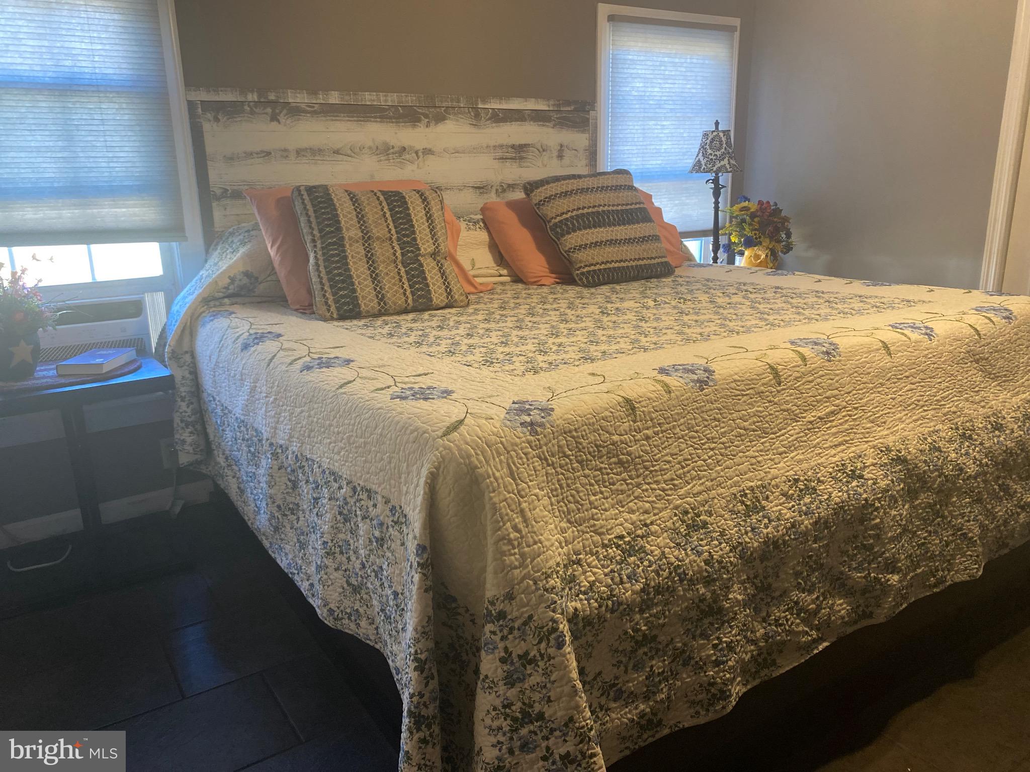 POPLAR GROVE - Residential