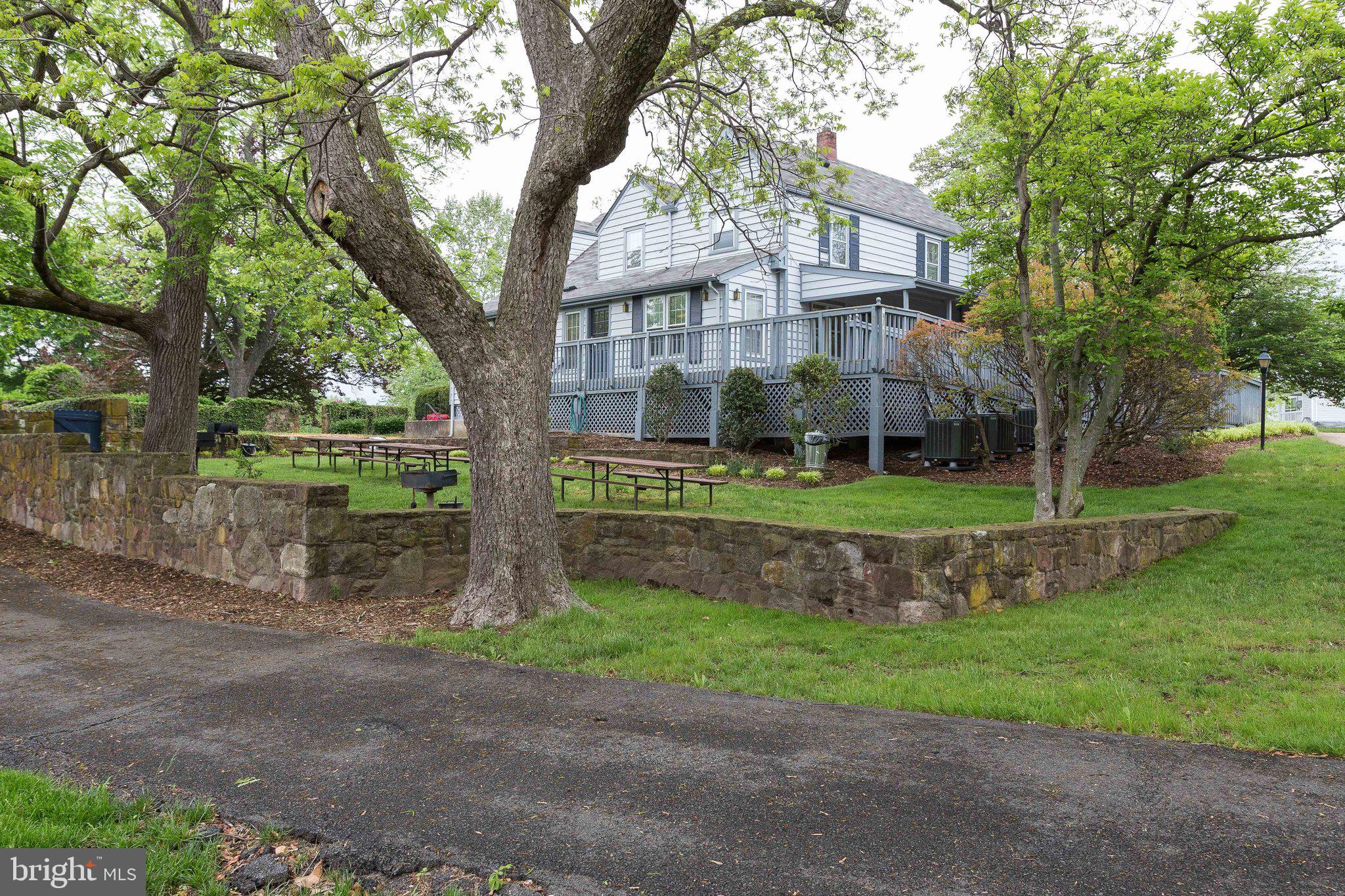 PONDS AT CLIFTON - Residential