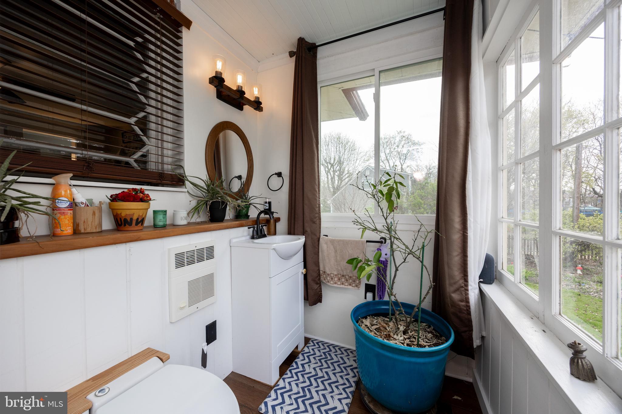 NON AVAILABLE - Residential