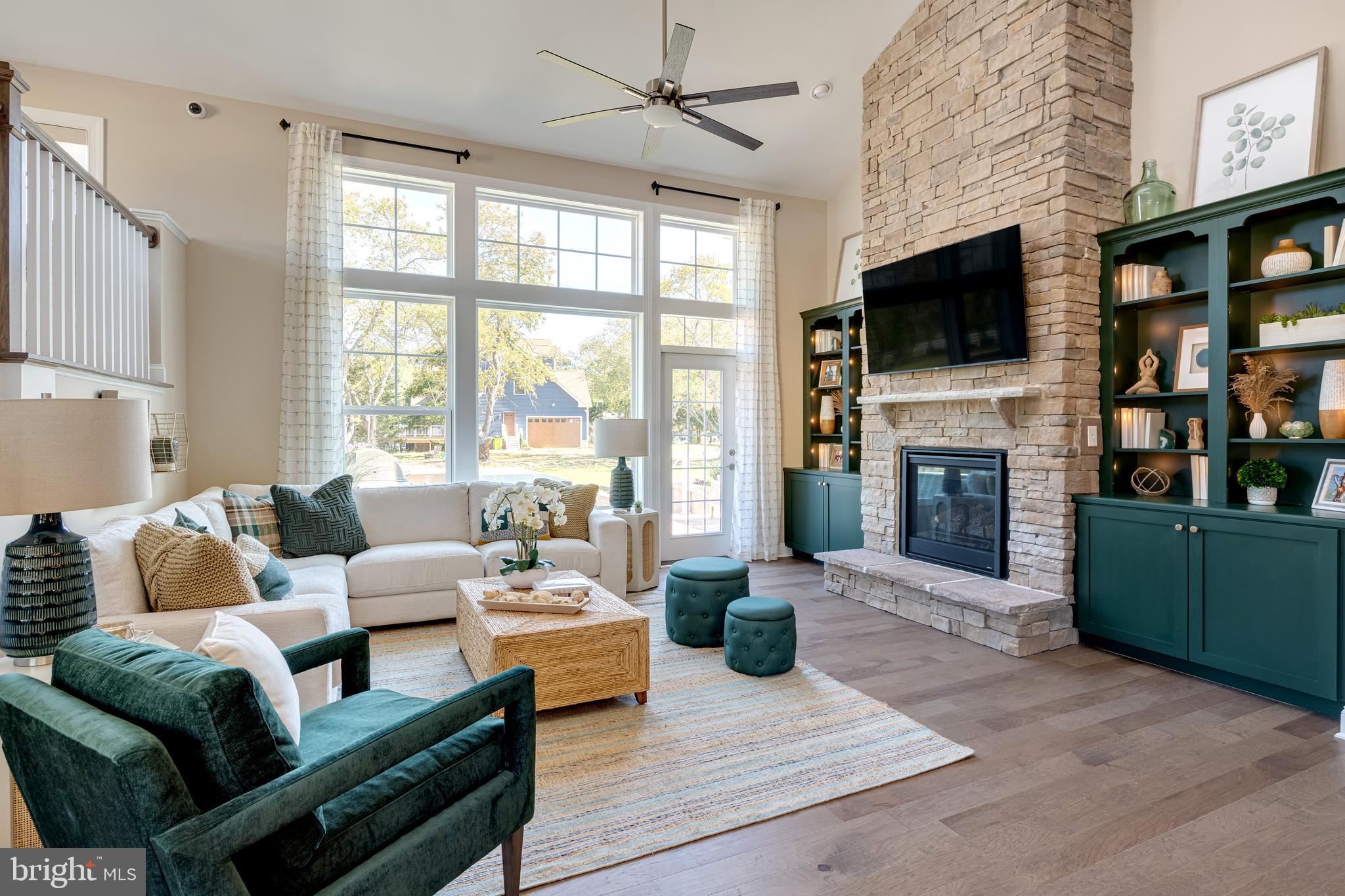 BRENTWOOD - Residential