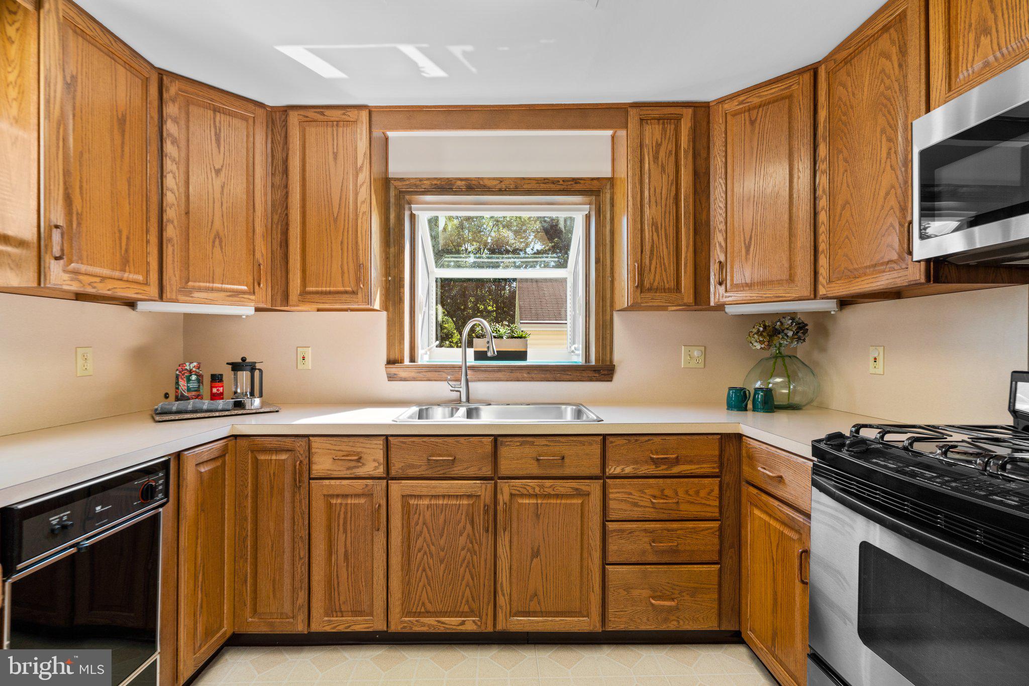 ELVATON ACRES - Residential