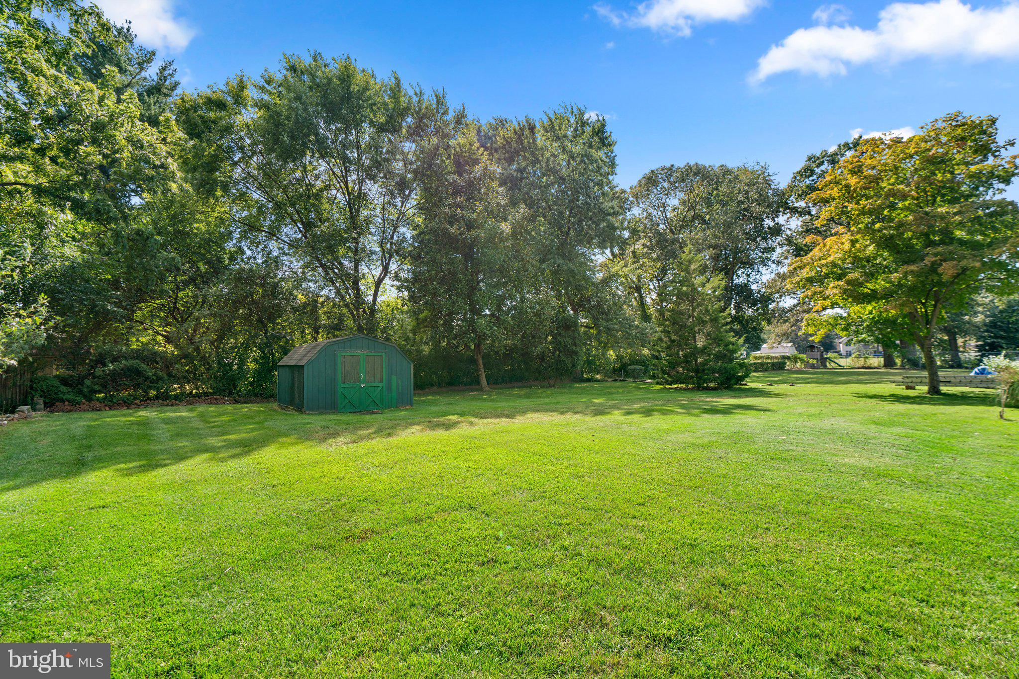 ELVATON ACRES - Residential