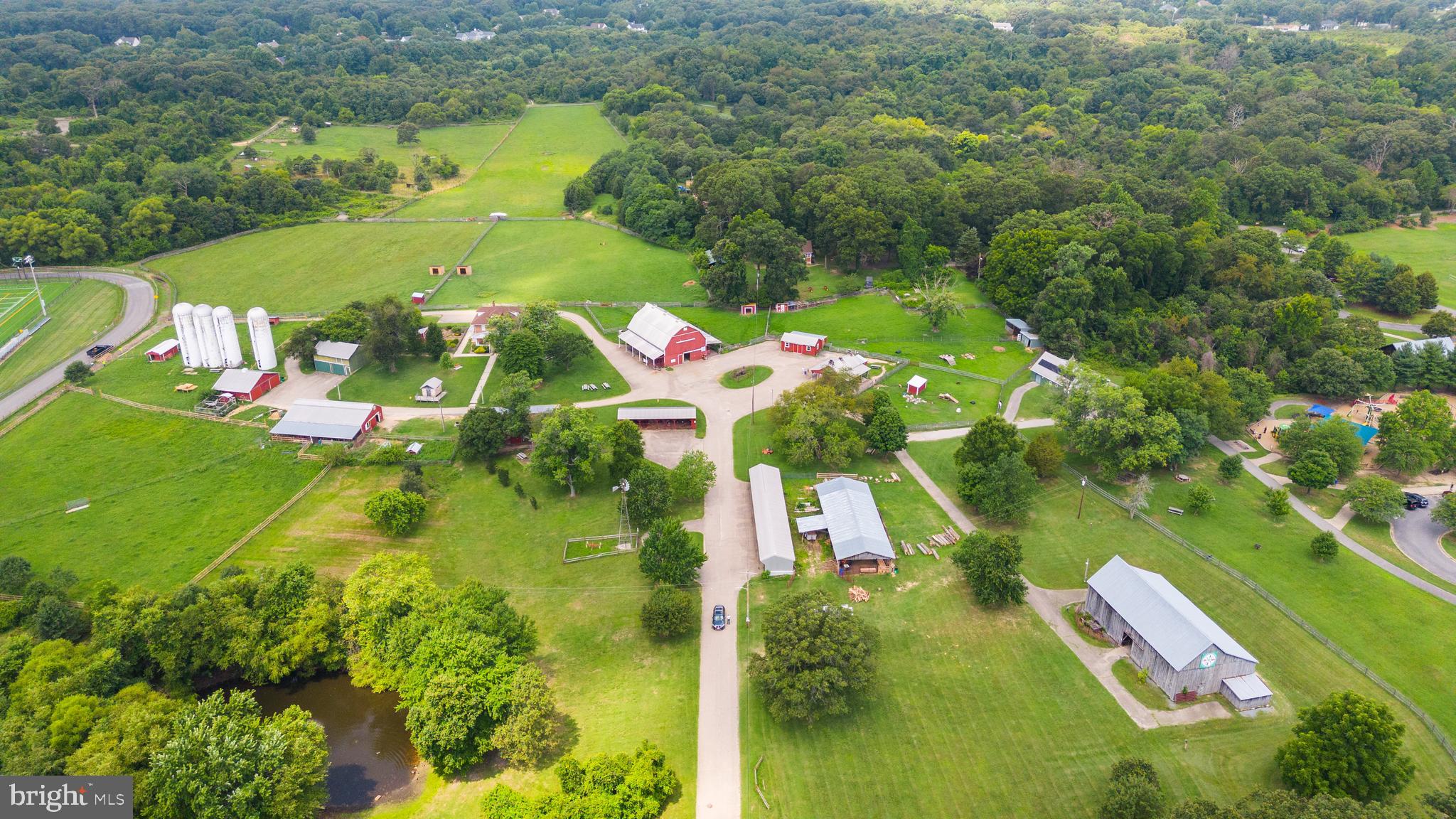 ELVATON ACRES - Residential