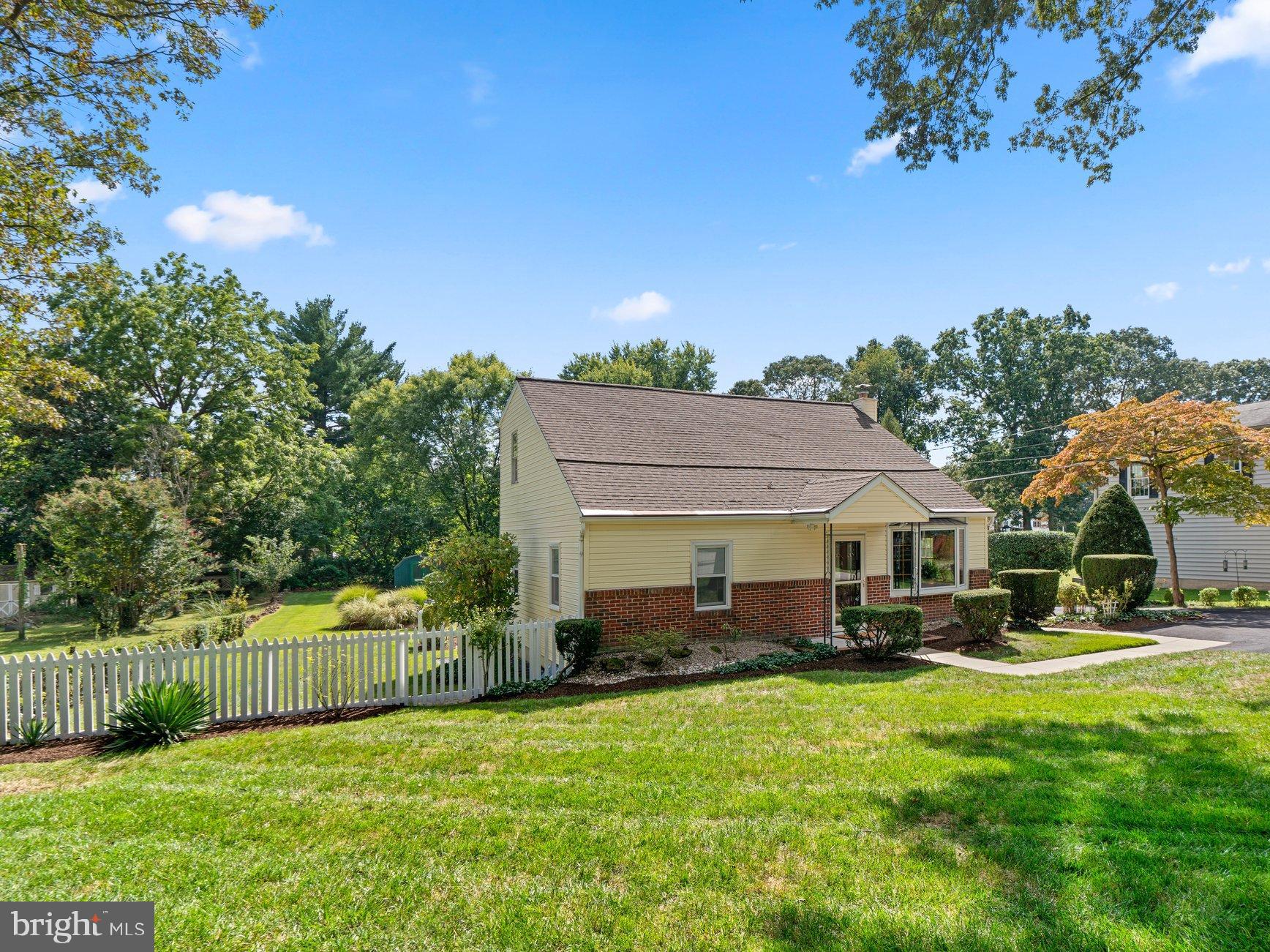 ELVATON ACRES - Residential