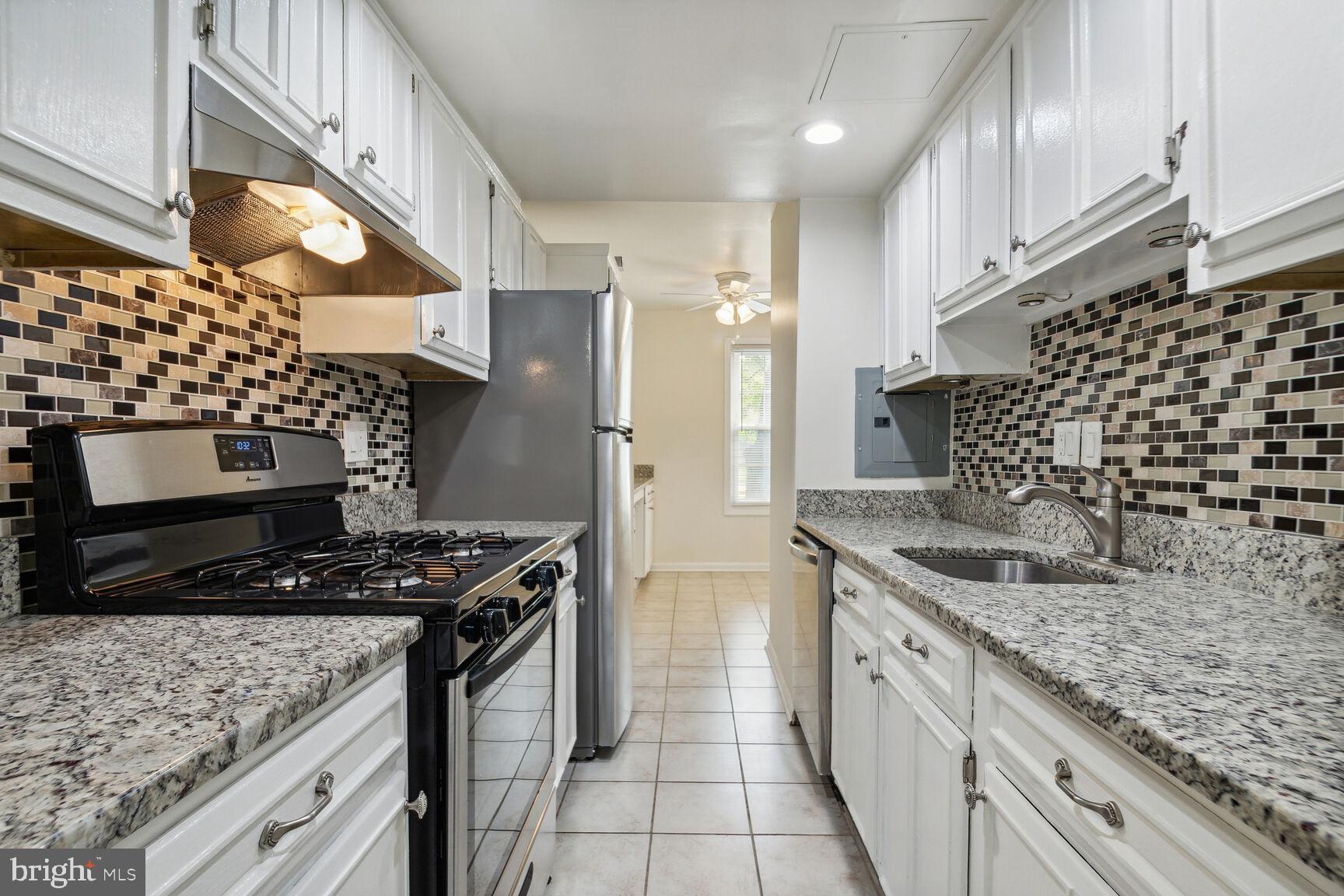 WOODSIDE VILLAGE - Residential