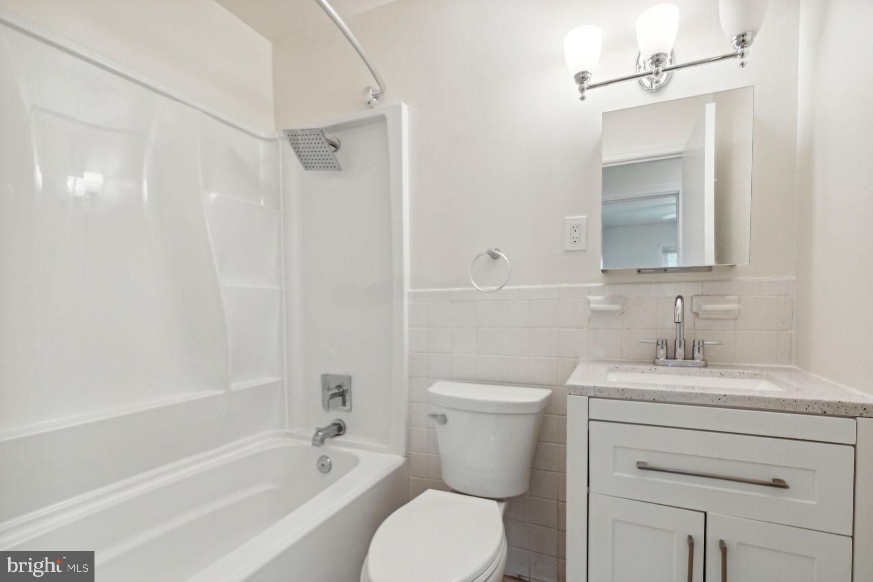 WOODSIDE VILLAGE - Residential