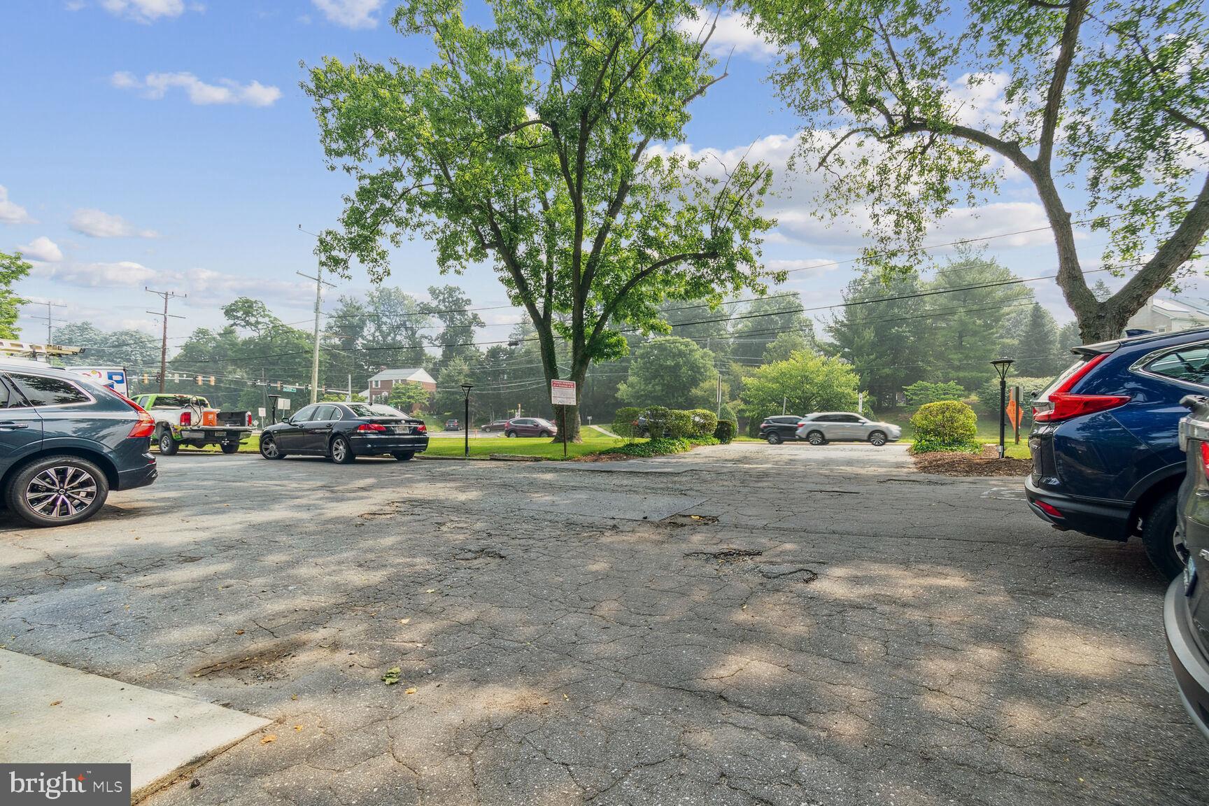 WOODSIDE VILLAGE - Residential