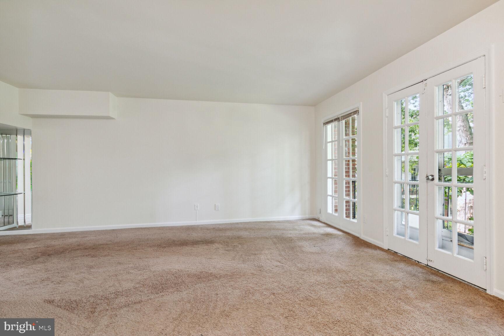 WOODSIDE VILLAGE - Residential