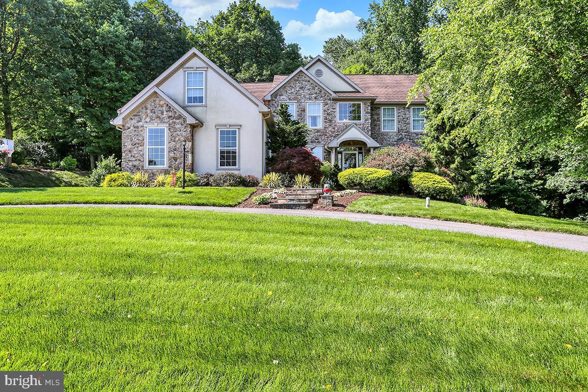 404 HERINGTON DRIVE