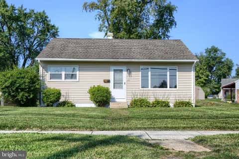 Homes For Sale - 204 S Locust Street St<br/> CAMP HILL, PA 17001